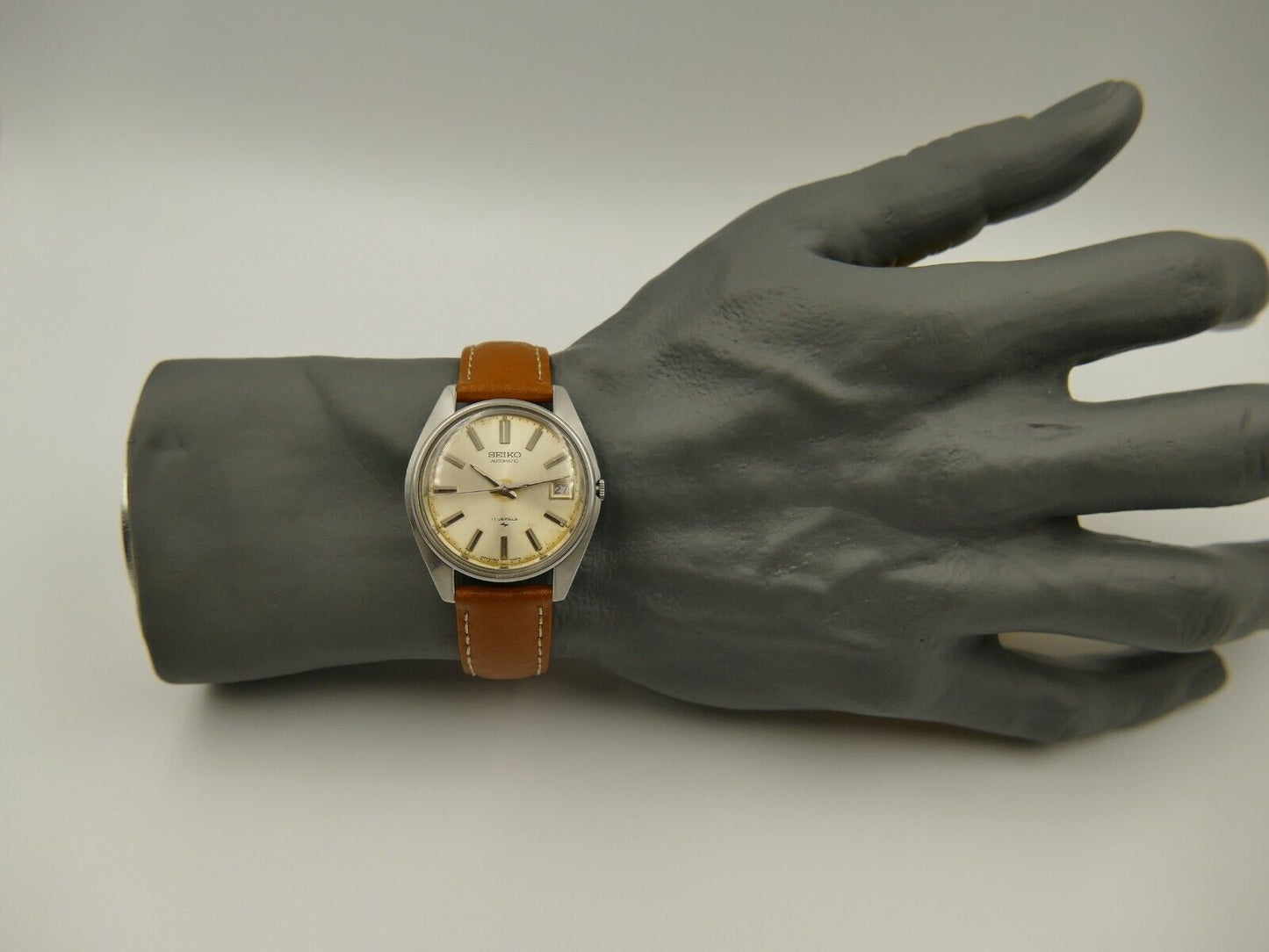 70's vintage watch mens SEIKO 7005-8020 Automatic 7005A Steel Serviced japan