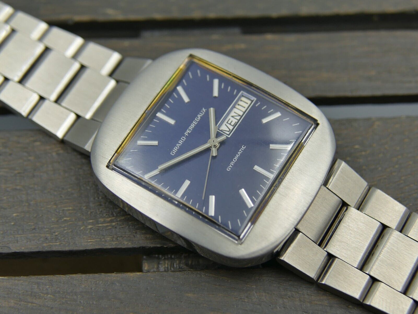 70's N.O.S vintage watch mens Girard Perregaux gyromatic automatic 34.5mm blue