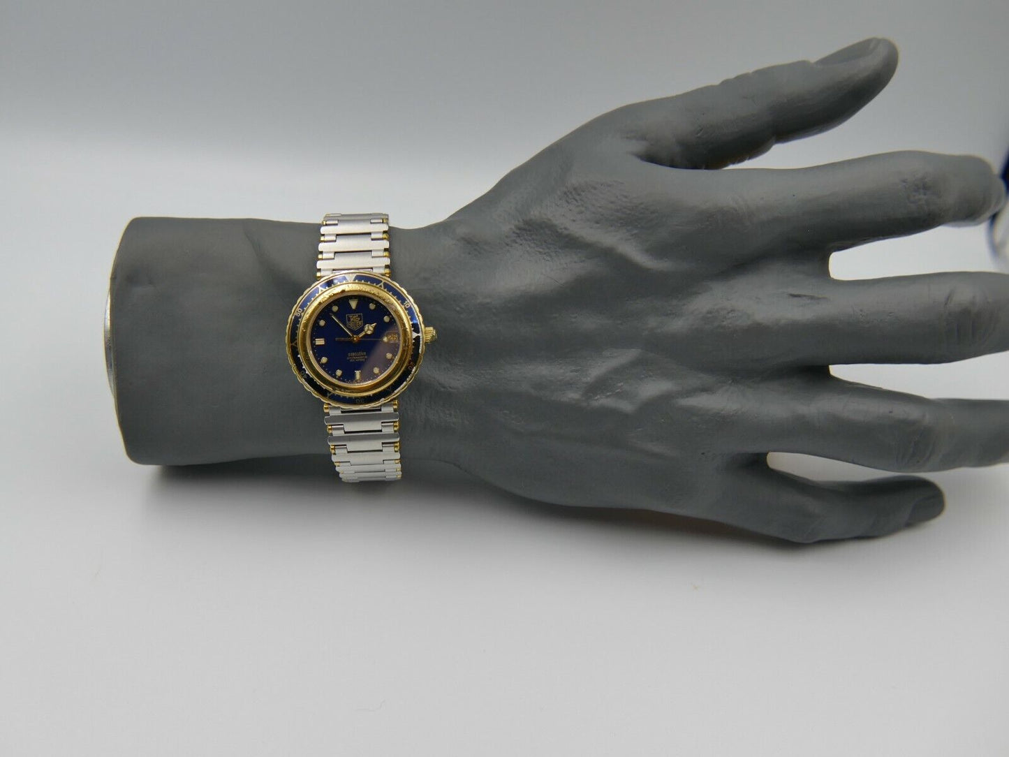 80's vintage watch Tag Heuer executive ref. 915.613 steel blue dial 35mm