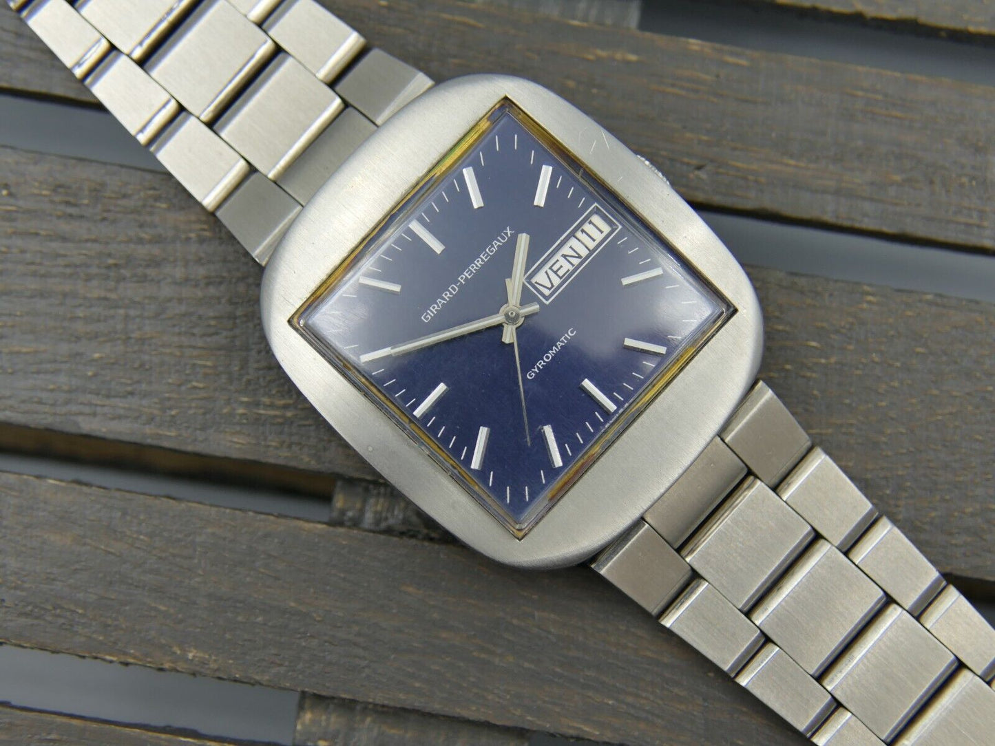 70's N.O.S vintage watch mens Girard Perregaux gyromatic automatic 34.5mm blue