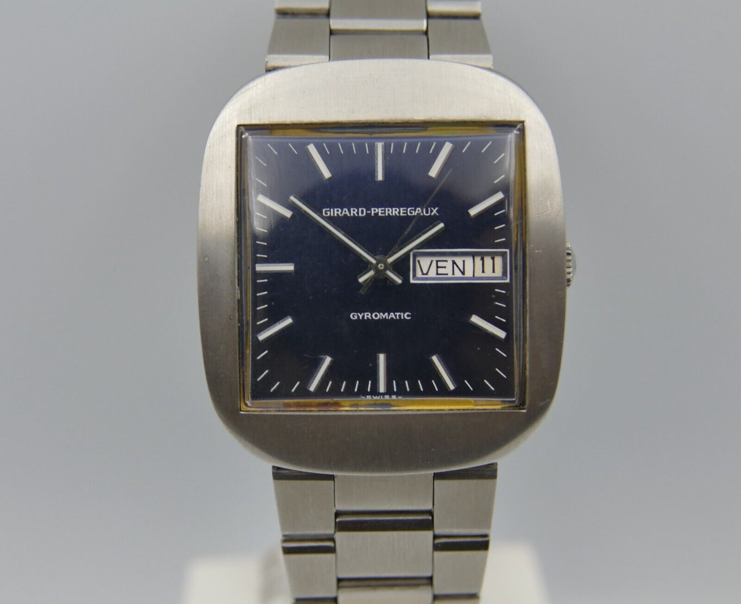 70's N.O.S vintage watch mens Girard Perregaux gyromatic automatic 34.5mm blue