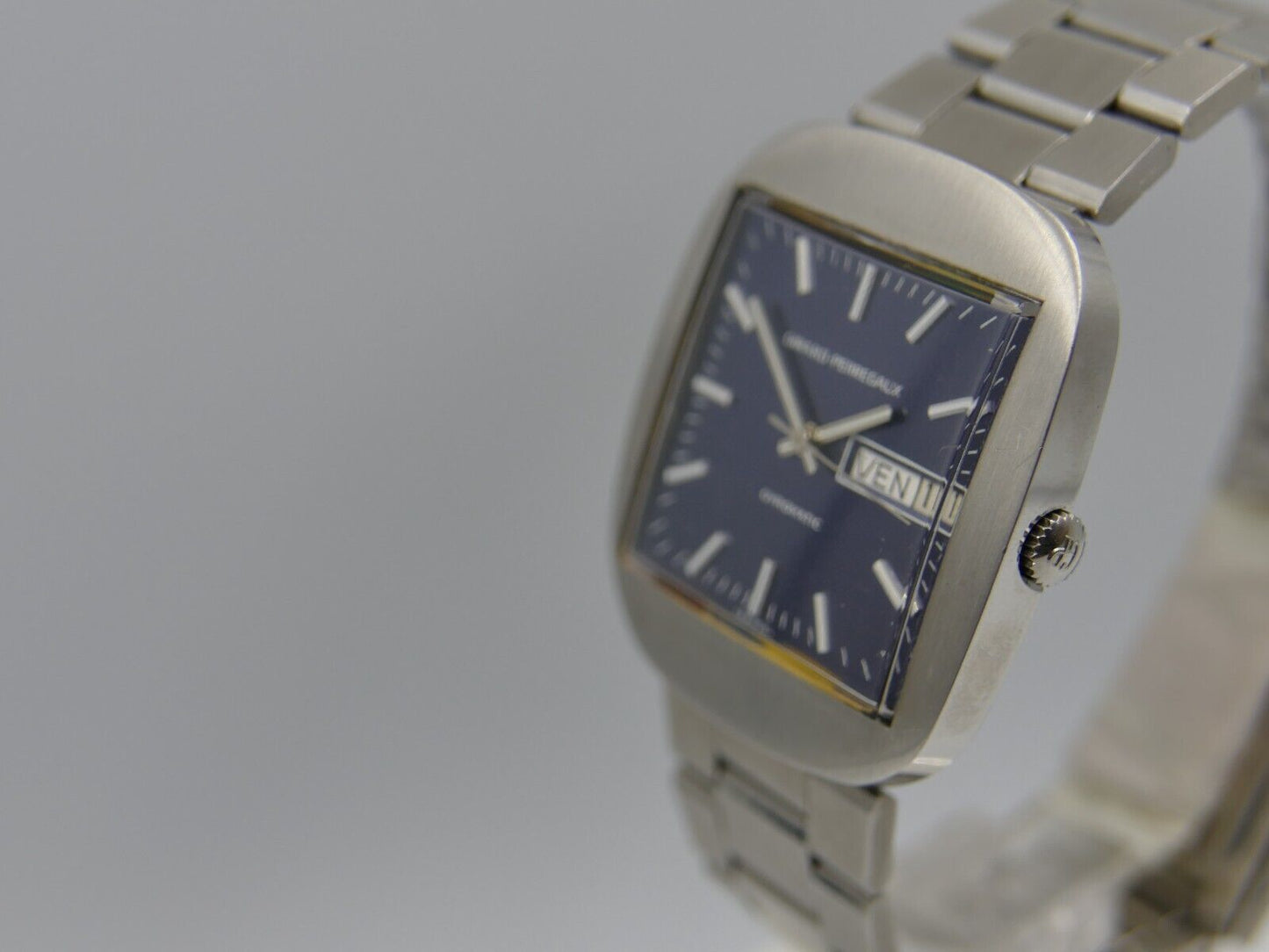 70's N.O.S vintage watch mens Girard Perregaux gyromatic automatic 34.5mm blue