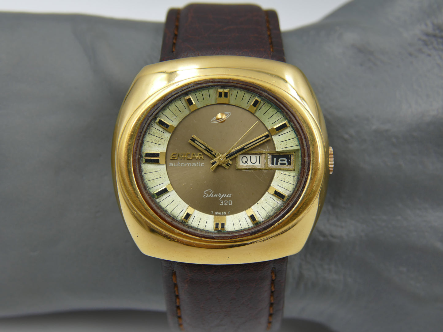 70's vintage watch mens Enicar Sherpa 320 ref 167-10-01 automatic cal. AR 167