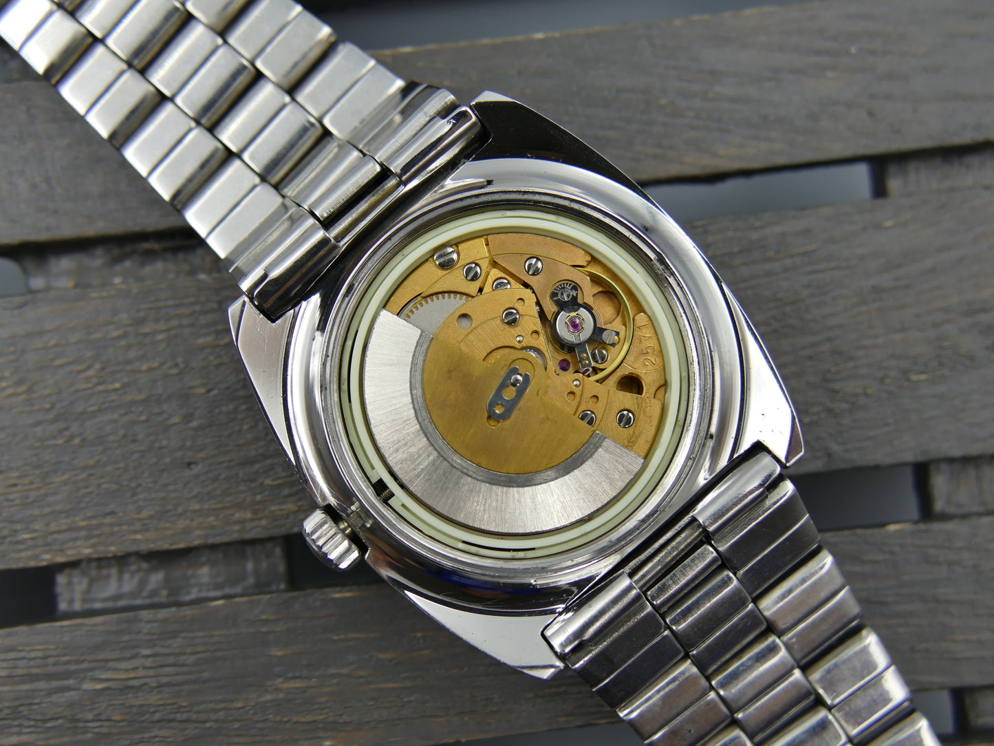 70s vintage watch mens diver Tissot Navigator ref 46916 automatic cal. 2571
