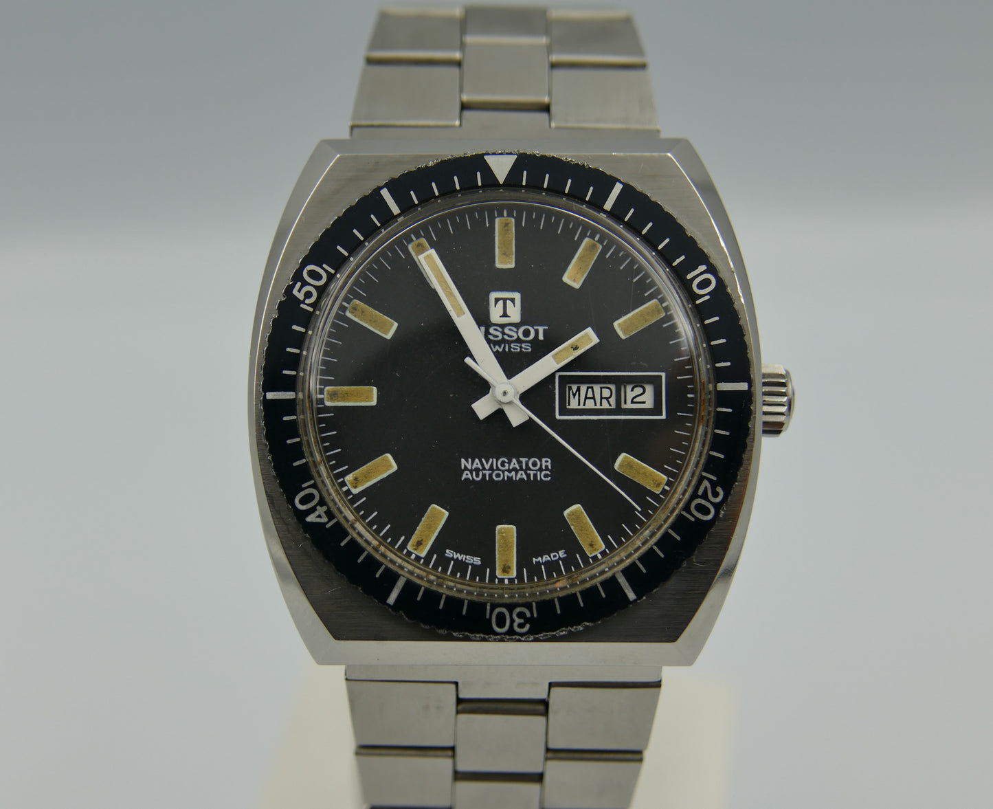 70s vintage watch mens diver Tissot Navigator ref 46916 automatic cal. 2571