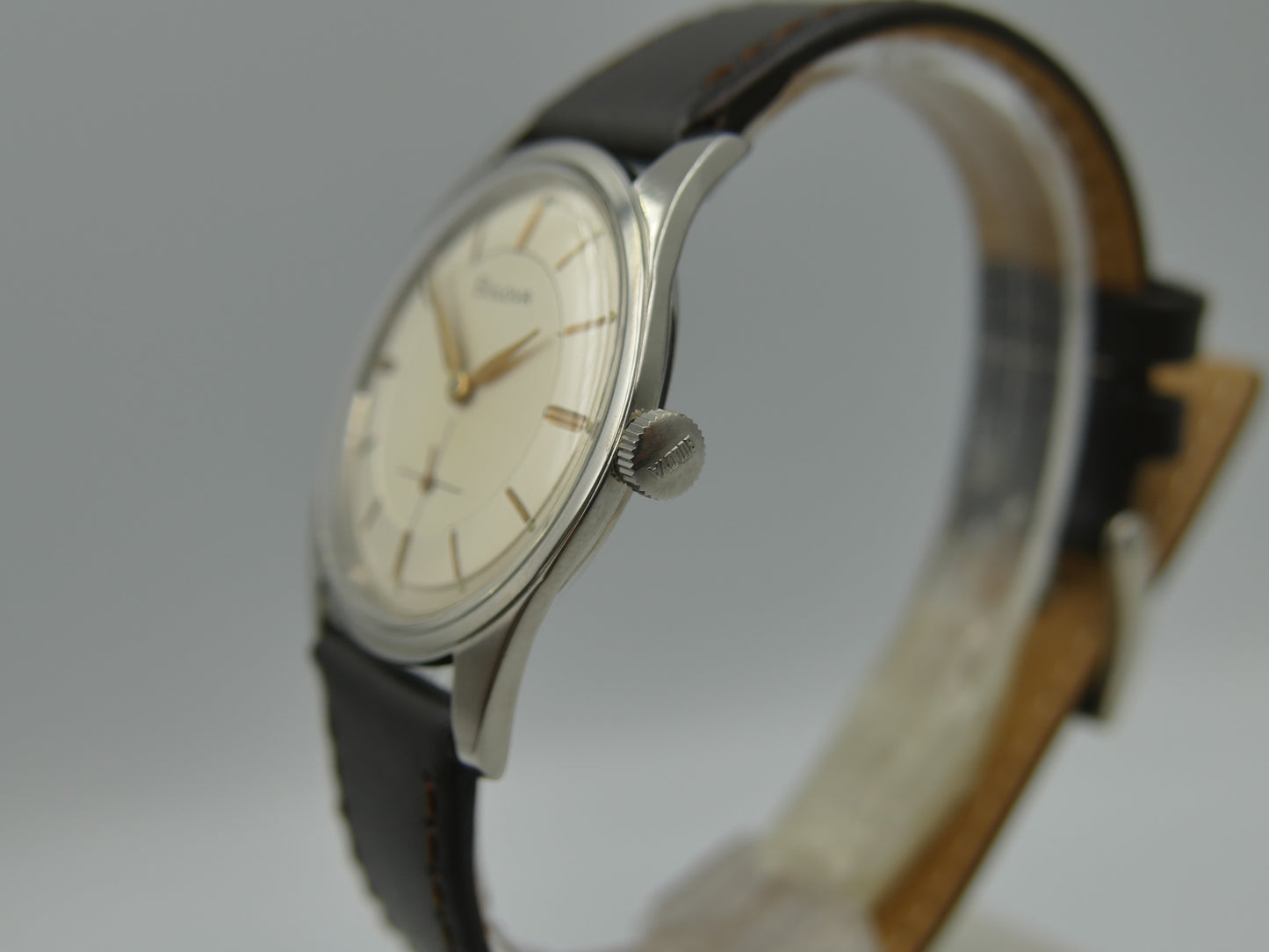 60's vintage dress watch mens Bulova flat manual wind 11 AF steel serviced