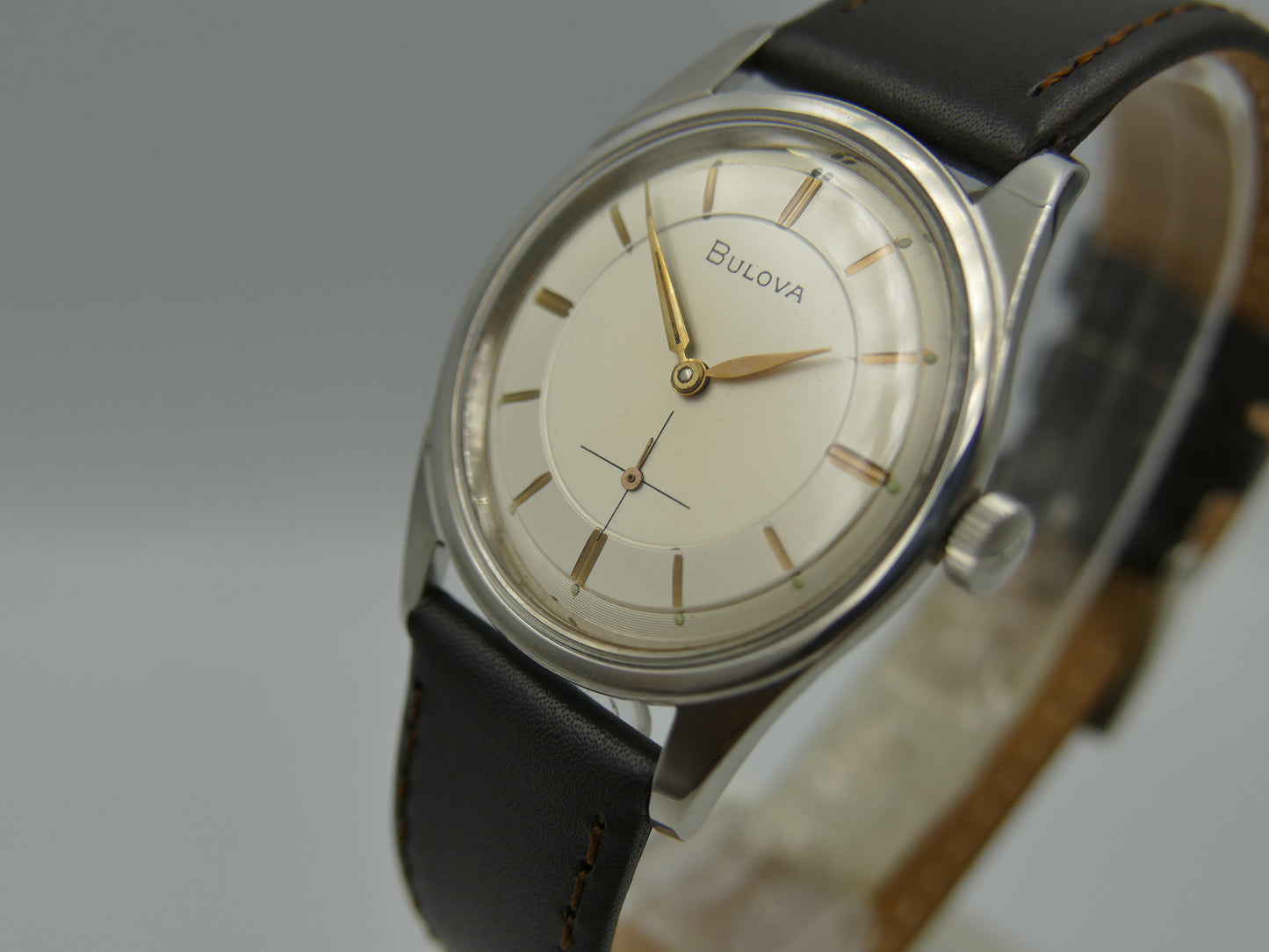 60's vintage dress watch mens Bulova flat manual wind 11 AF steel serviced
