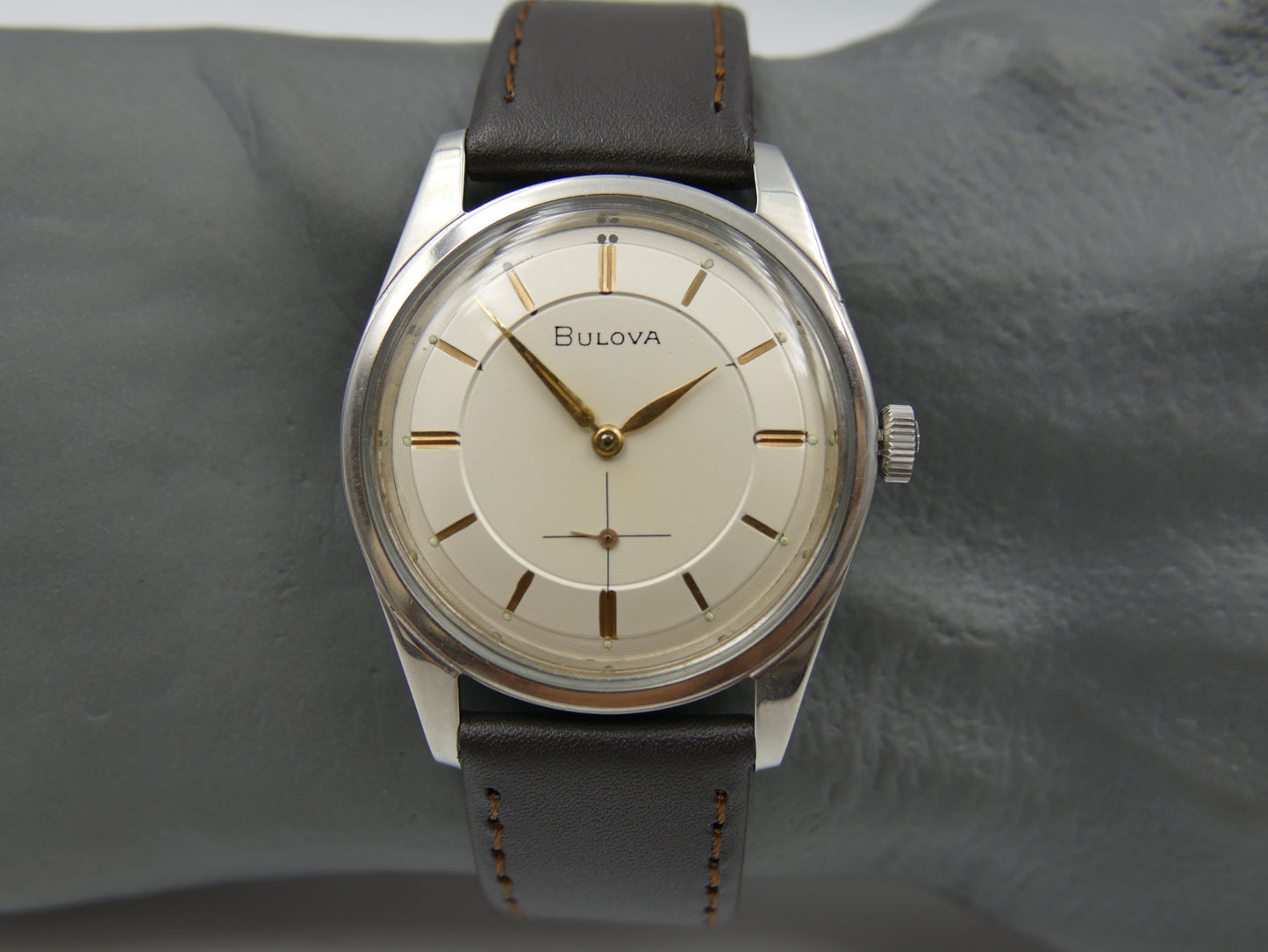 60's vintage dress watch mens Bulova flat manual wind 11 AF steel serviced