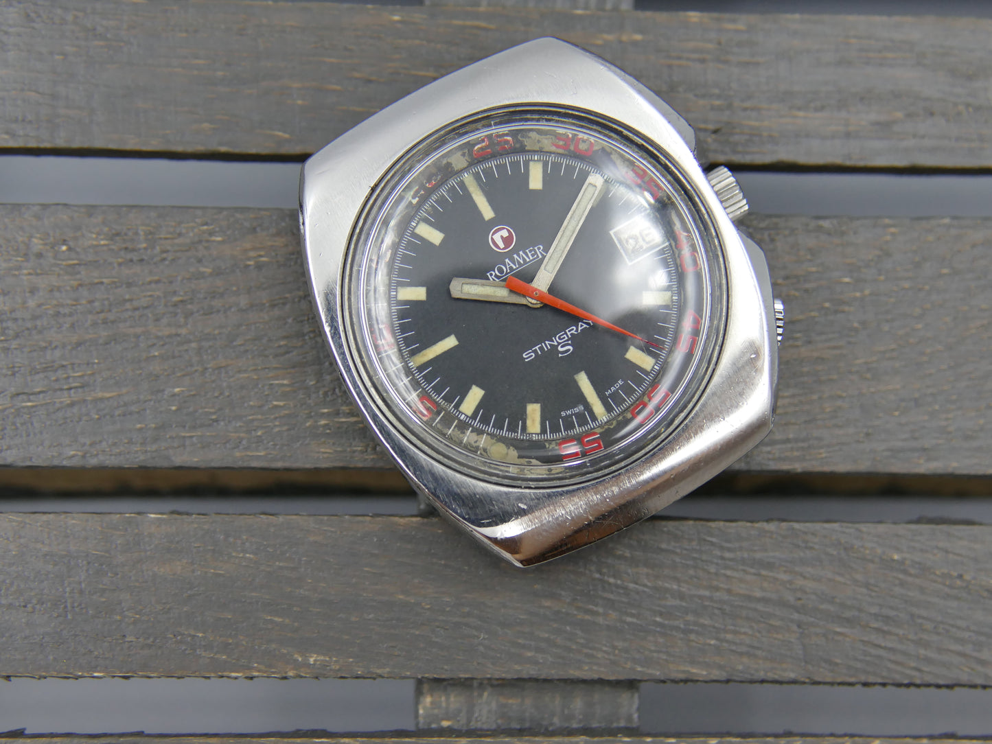 70s vintage watch mens Roamer Stingray S automatic diver 660ft Ref 471-9120.605