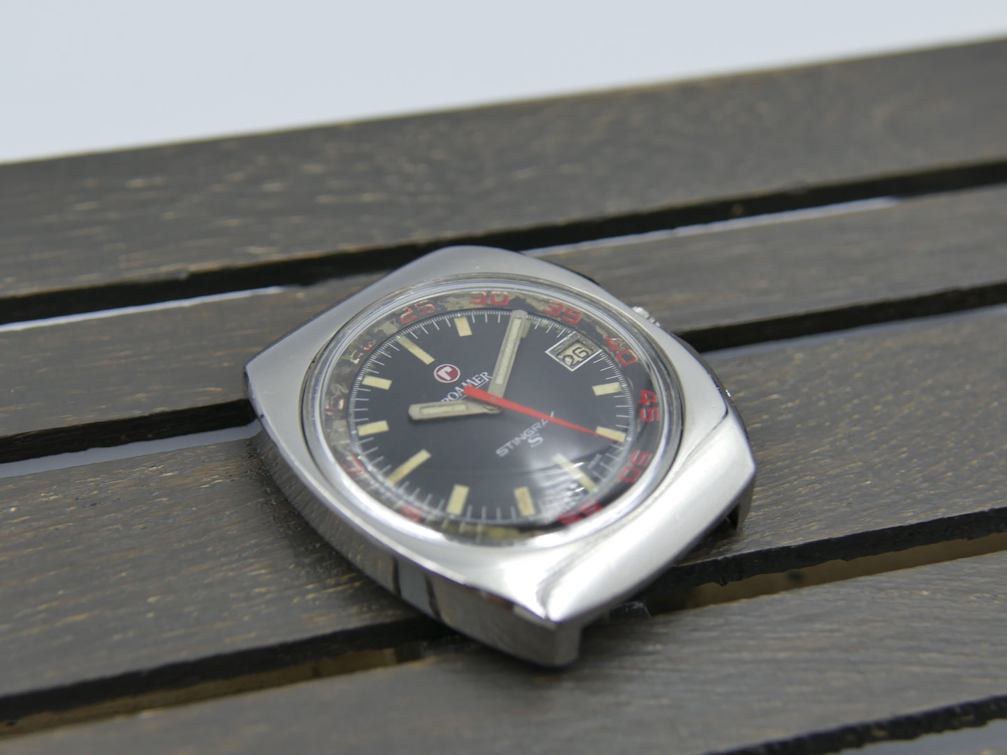 70s vintage watch mens Roamer Stingray S automatic diver 660ft Ref 471-9120.605