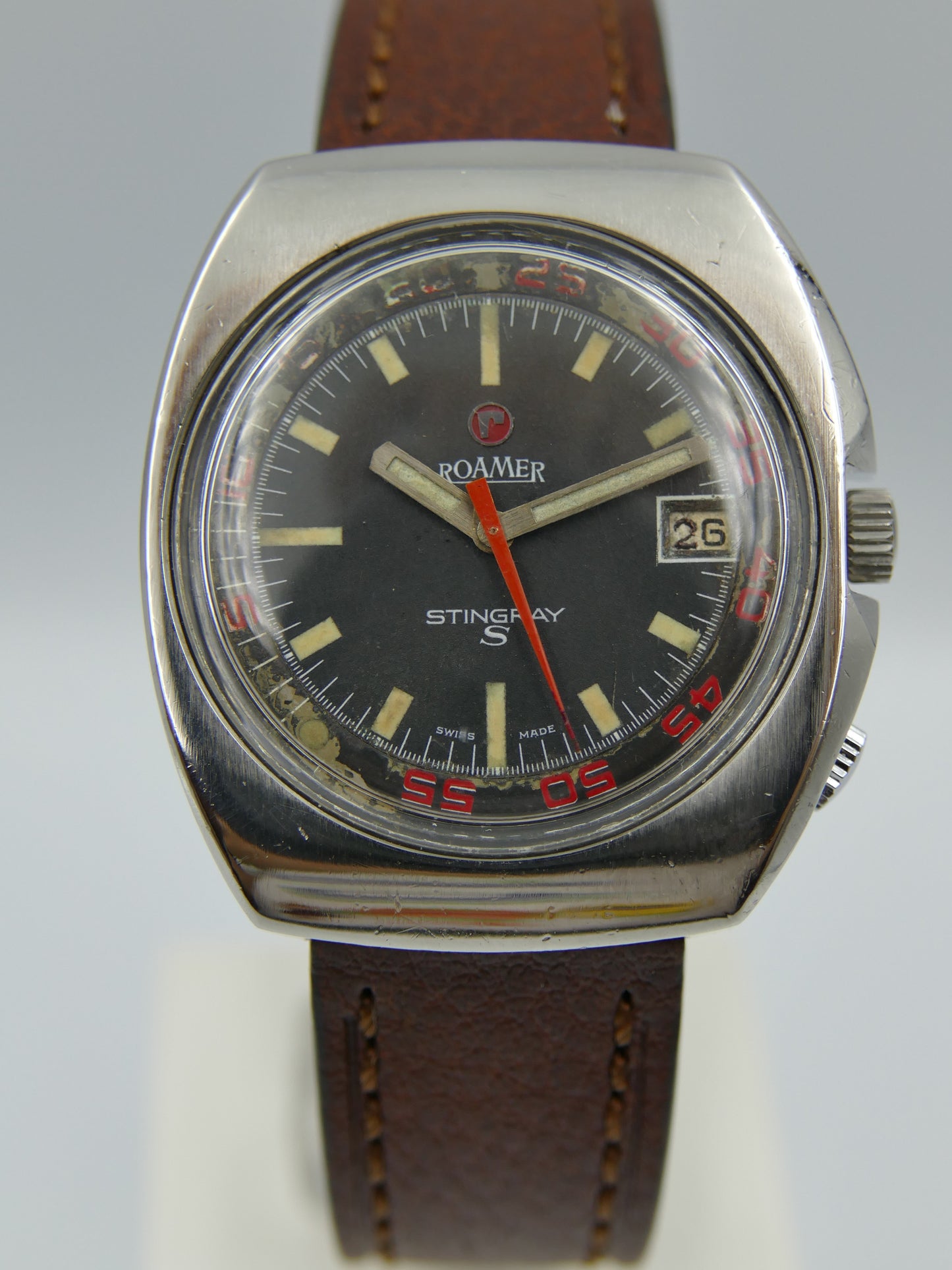 70s vintage watch mens Roamer Stingray S automatic diver 660ft Ref 471-9120.605