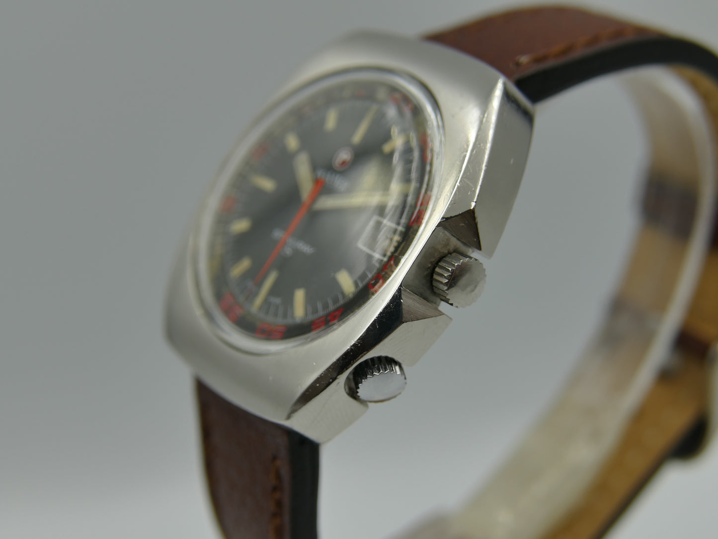70s vintage watch mens Roamer Stingray S automatic diver 660ft Ref 471-9120.605