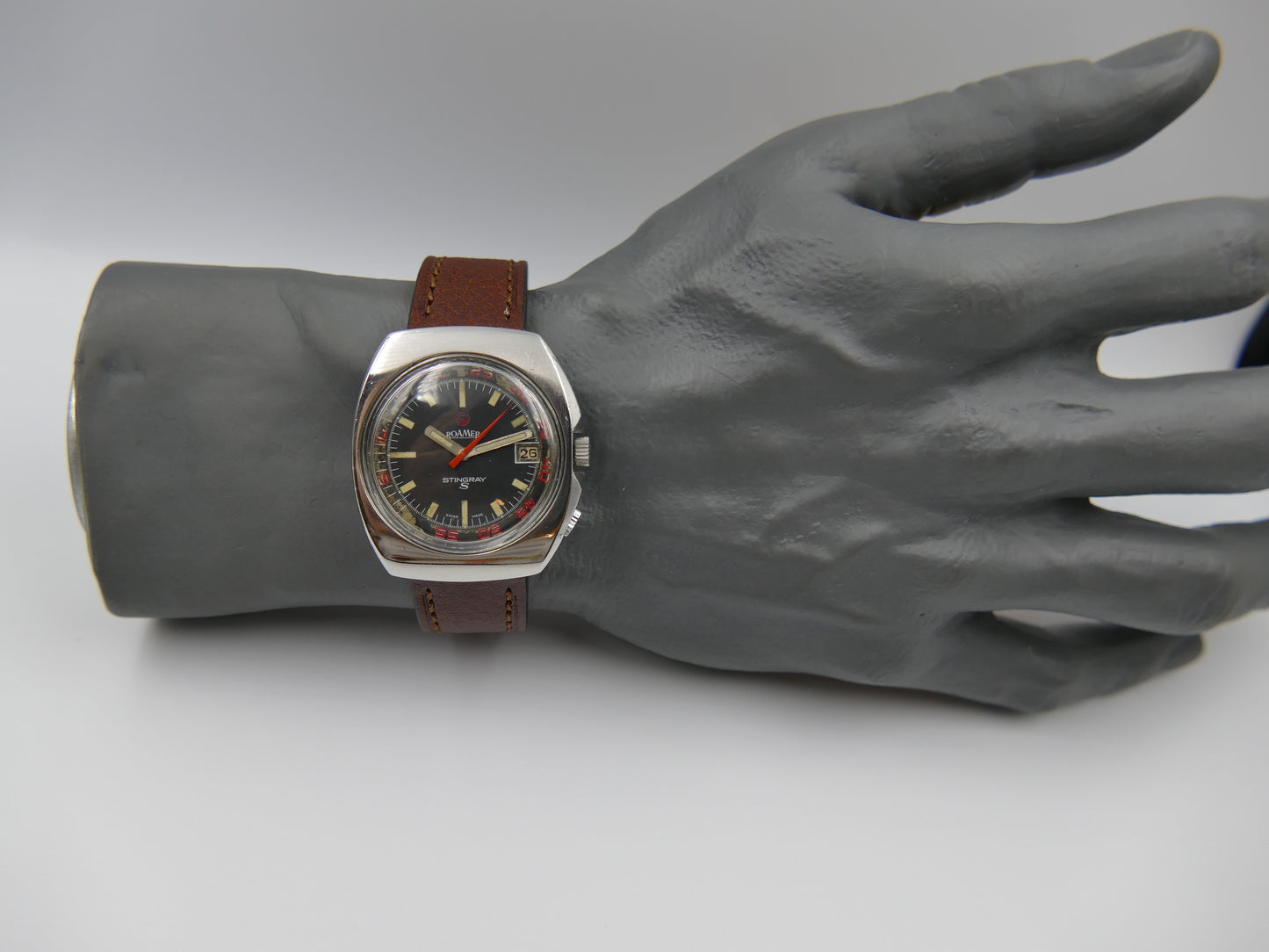 70s vintage watch mens Roamer Stingray S automatic diver 660ft Ref 471-9120.605