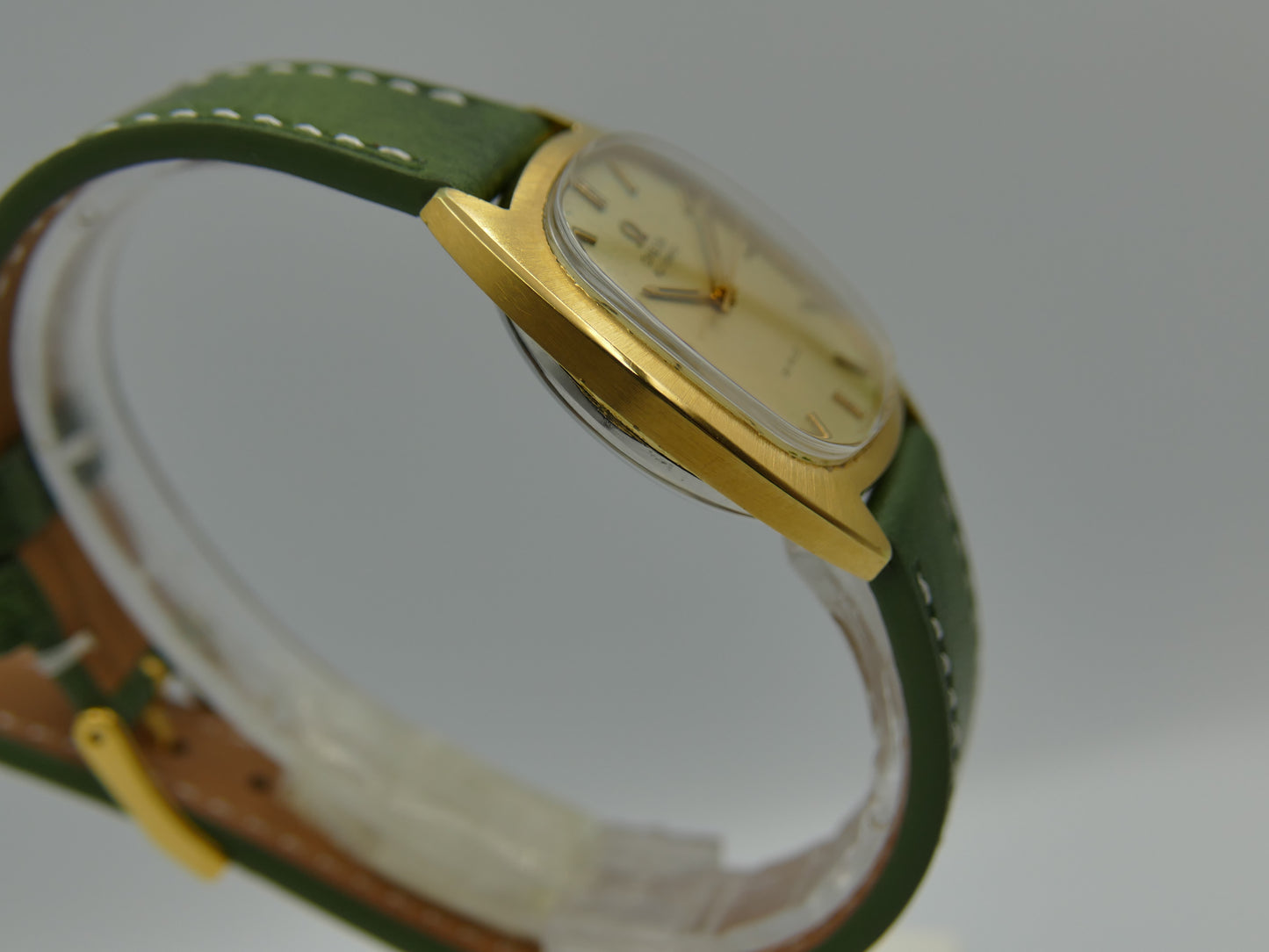 70's vintage watch mens Omega De ville ref. 161.768 / 162.767 automatic 1012