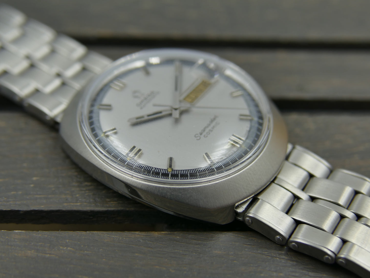 70s vintage watch mens Omega Seamaster Cosmic ref 166.035 automatic 752 serviced