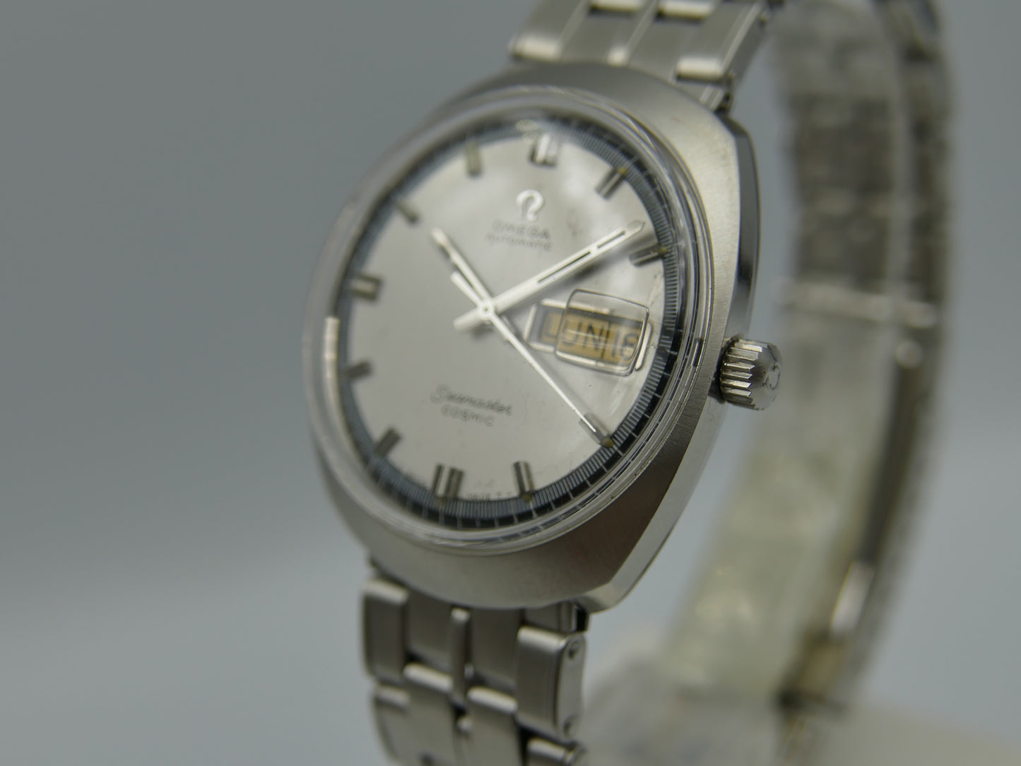70s vintage watch mens Omega Seamaster Cosmic ref 166.035 automatic 752 serviced