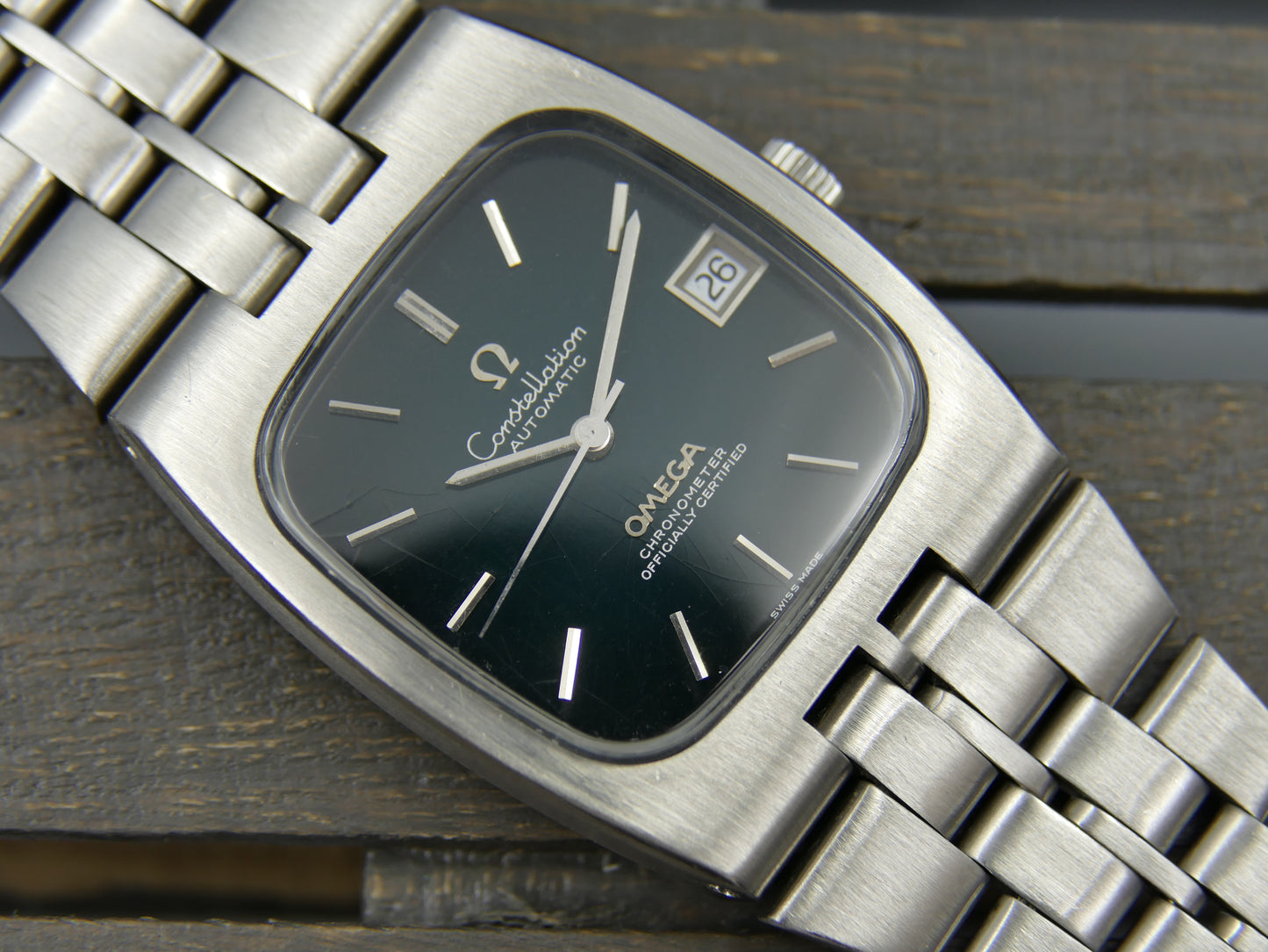 70's vintage watch mens Omega Constellation Chronometer ref. 168.047 green dial