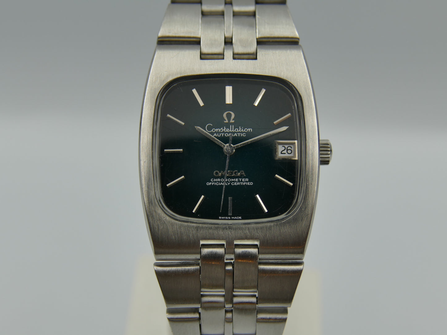 70's vintage watch mens Omega Constellation Chronometer ref. 168.047 green dial