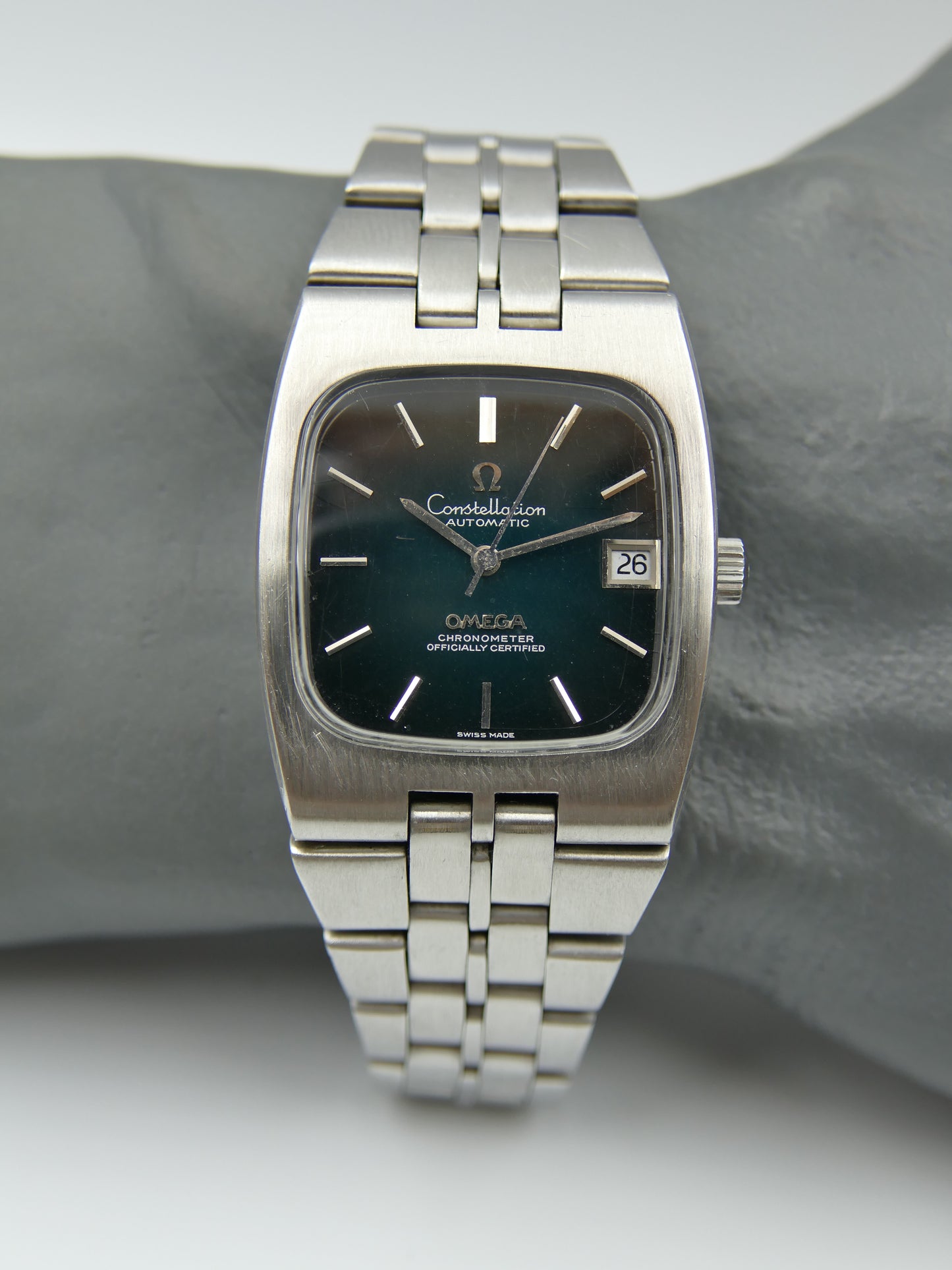 70's vintage watch mens Omega Constellation Chronometer ref. 168.047 green dial