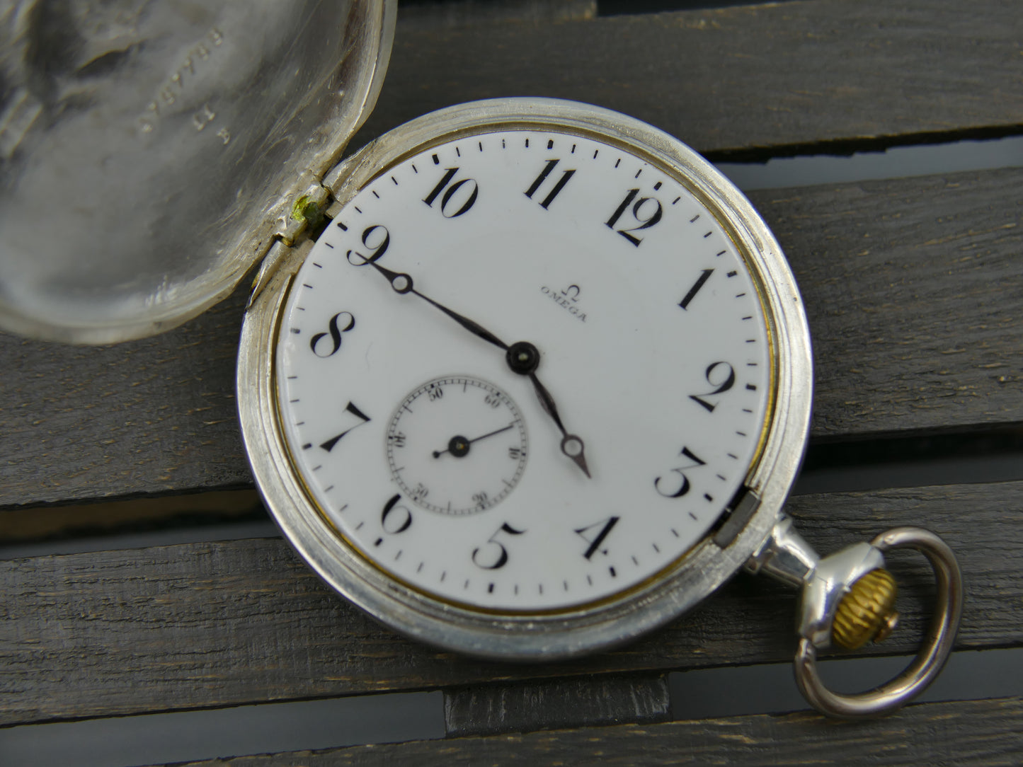 1908 vintage pocket gousset watch solid silver 0.900 savonnette Omega 17’’’