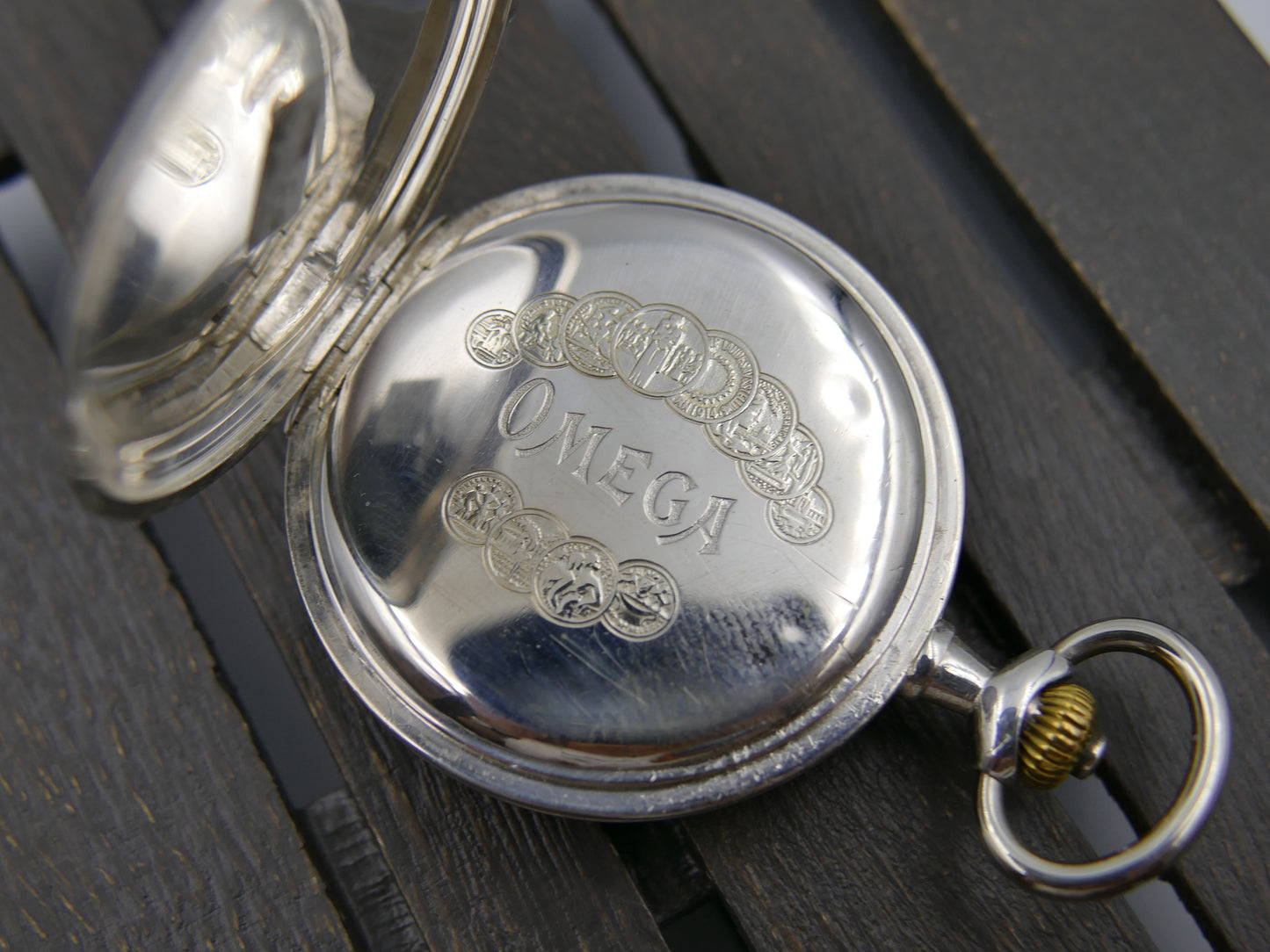 1912 vintage pocket gousset watch solid silver 0.900 savonnette Omega 18’’’