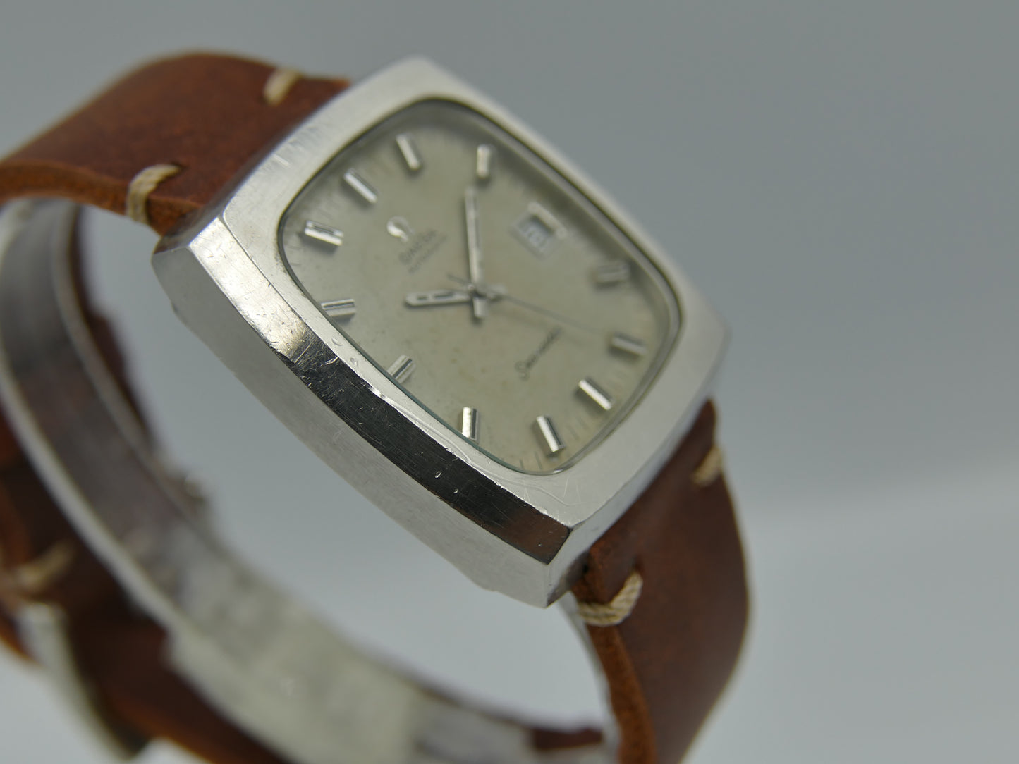 70s vintage watch mens Omega Seamaster ref. 166.0138 automatic 1012 Big Square tv