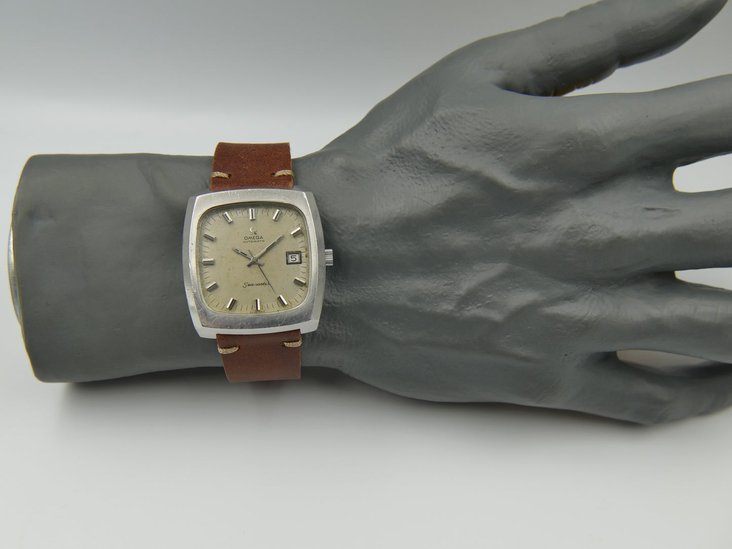 70s vintage watch mens Omega Seamaster ref. 166.0138 automatic 1012 Big Square tv
