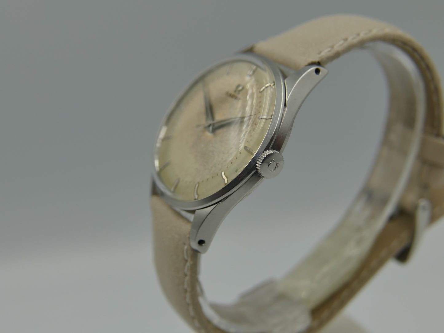 50s vintage watch mens Omega ref 2810 -4sc hand wind 283 two tone
