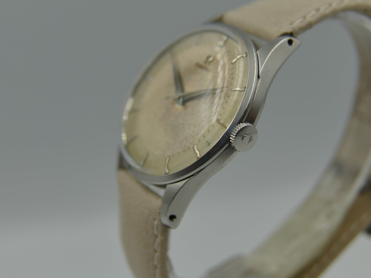 50s vintage watch mens Omega ref 2810 -4sc hand wind 283 two tone