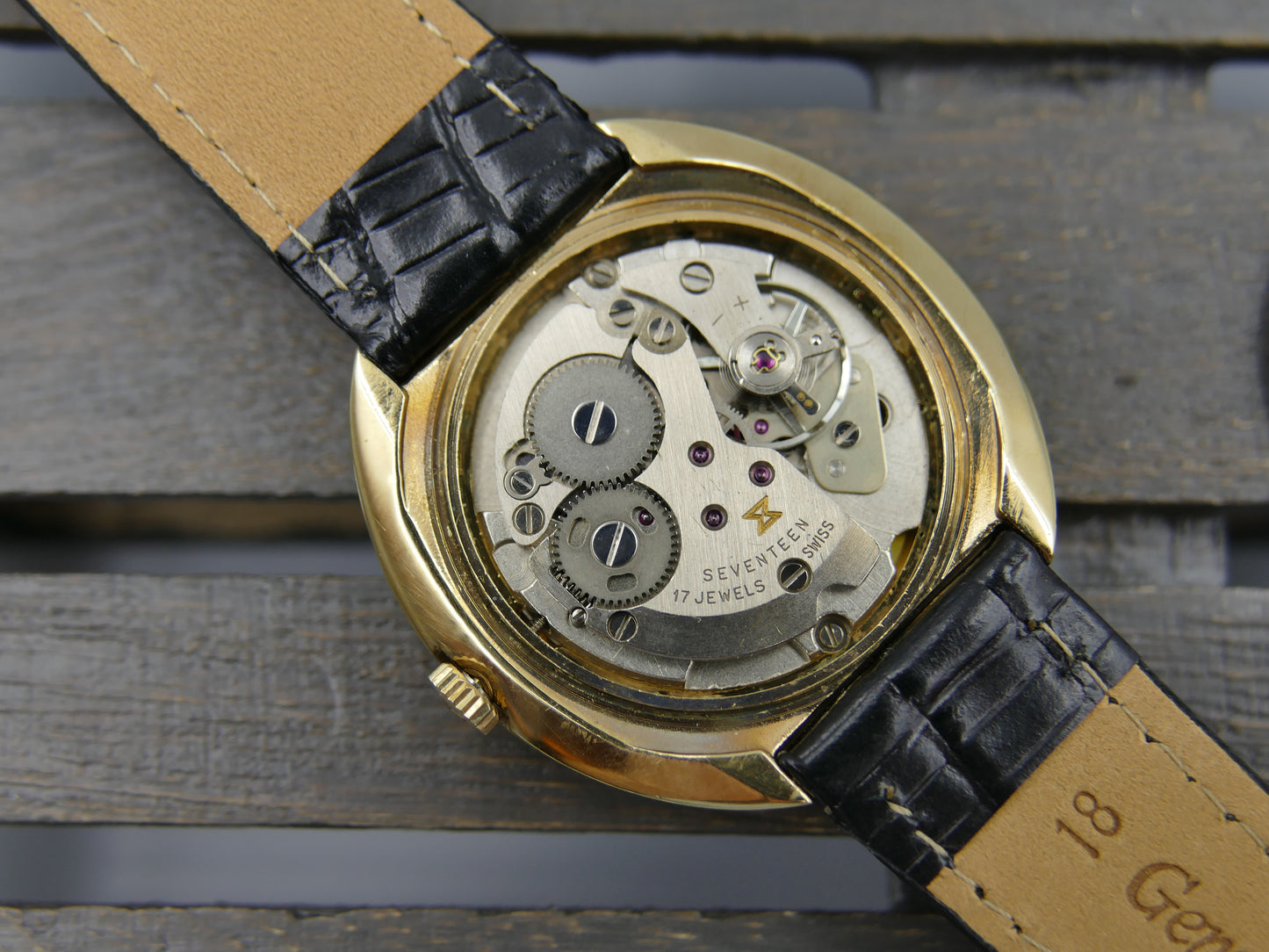 80's vintage watch mens Edox oval ref 32807-10 hand wind Cal. AS / ST 1950 / 51 N.O.S