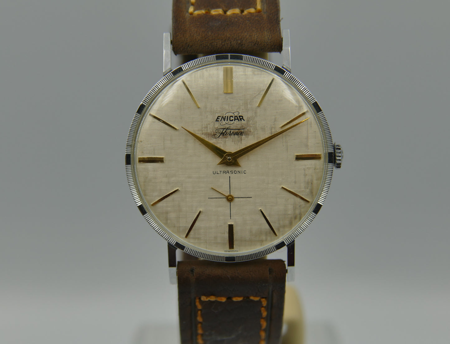 60's vintage watch mens Enicar Florence Ultrasonic cal. AR 1012 B linen dial N.O.S