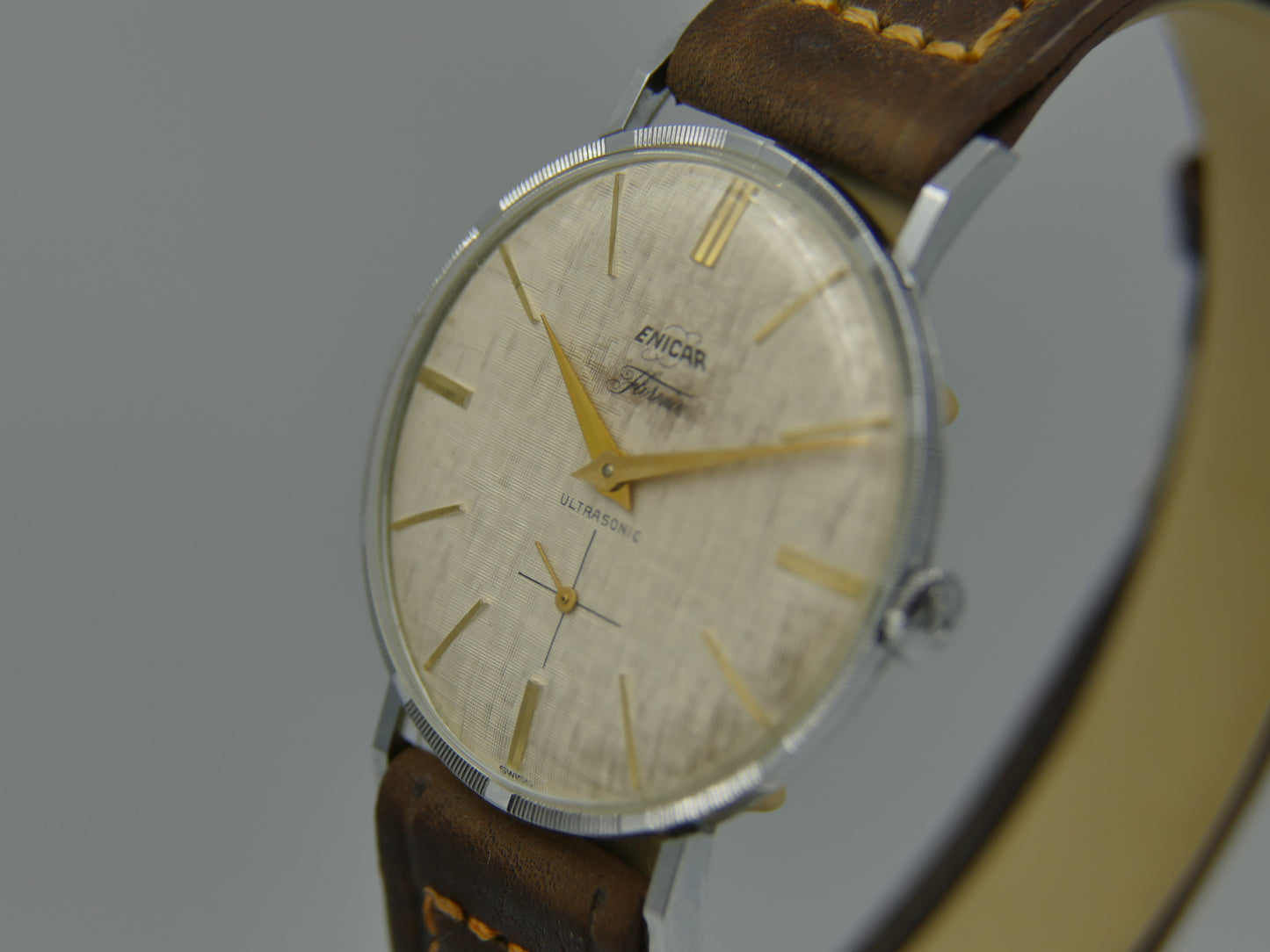 60's vintage watch mens Enicar Florence Ultrasonic cal. AR 1012 B linen dial N.O.S