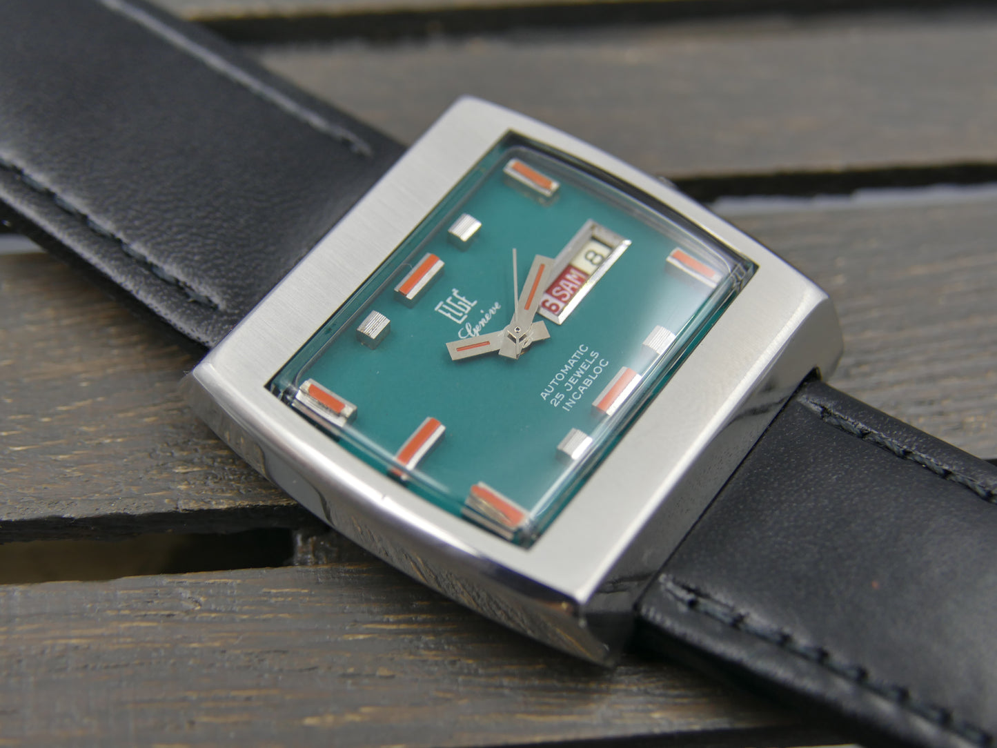 70s vintage watch mens swiss compressor Elgé geneve automatic 25 jewels green dial serviced