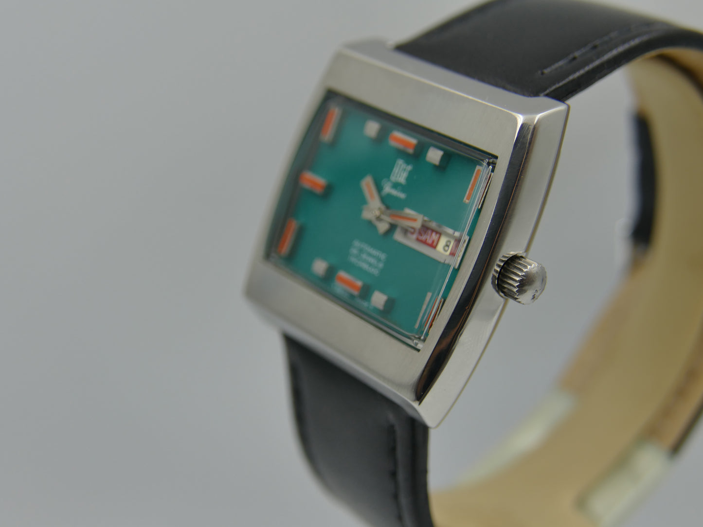 70s vintage watch mens swiss compressor Elgé geneve automatic 25 jewels green dial serviced