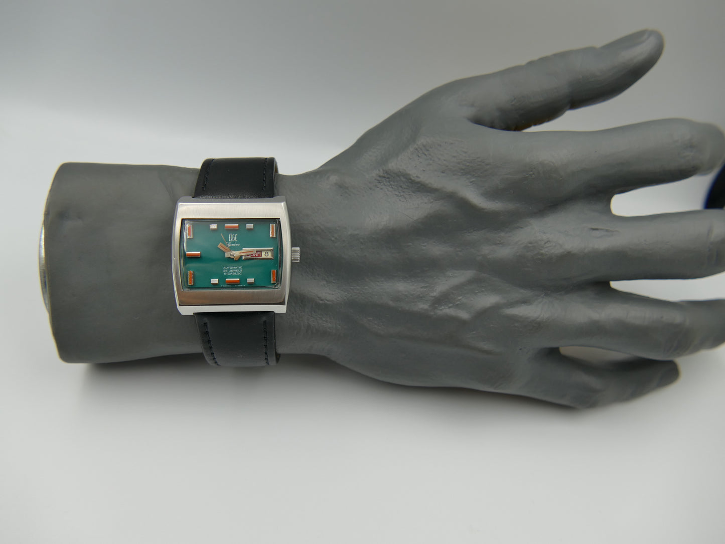 70s vintage watch mens swiss compressor Elgé geneve automatic 25 jewels green dial serviced