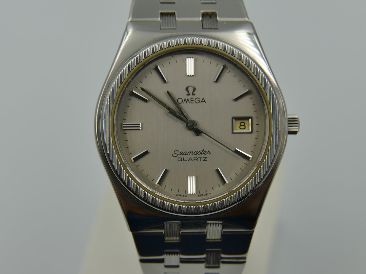 70s vintage watch mens Omega Seamaster quartz cal. 1342 ref. 196.0134 / 396.0873 royal oak