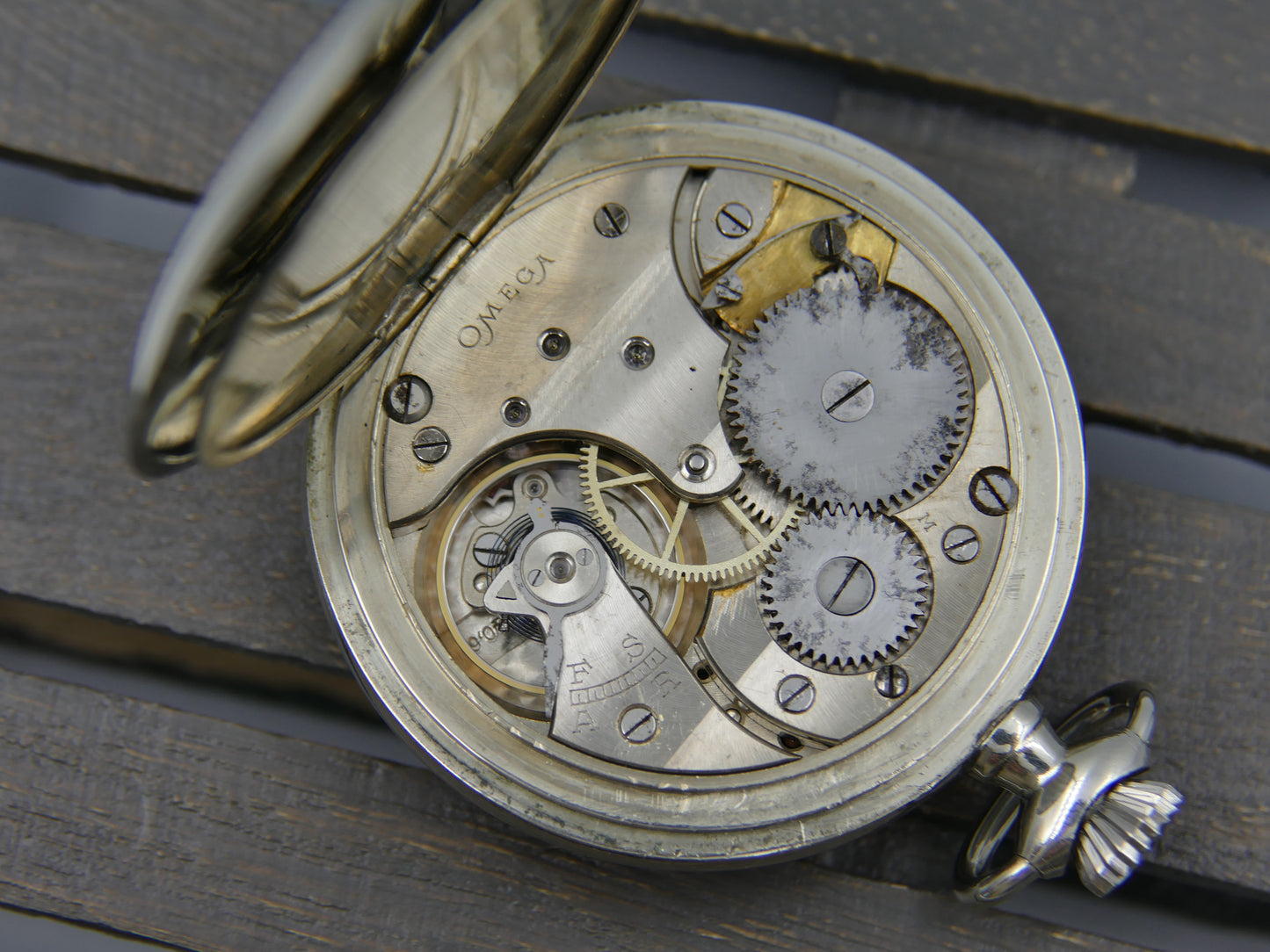 20’s vintage gousset pocket watch Omega 40.6 manual wind