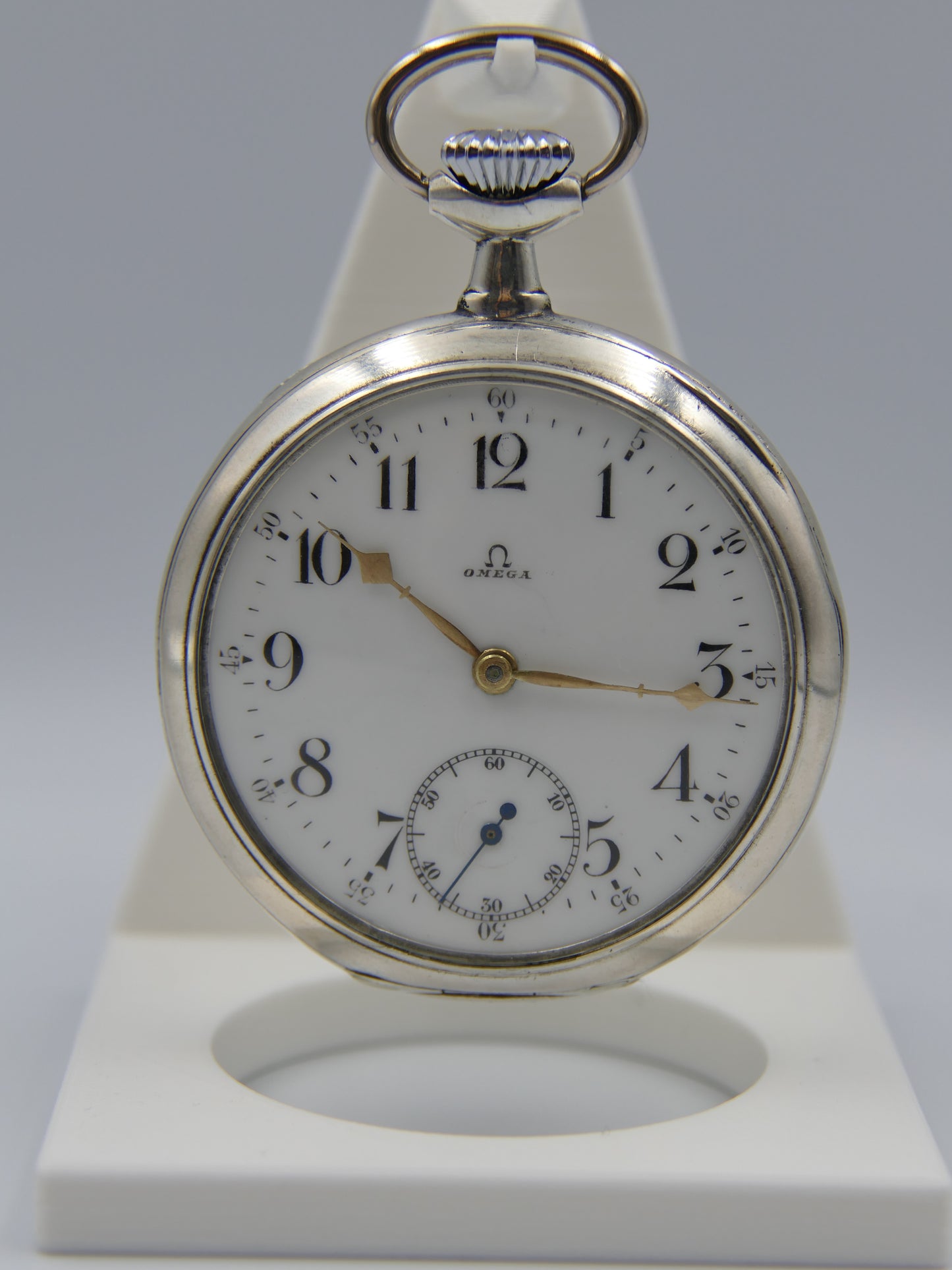 1916 vintage gousset pocket watch Omega 18’’’ L7-16p manual wind solid silver case 0.800