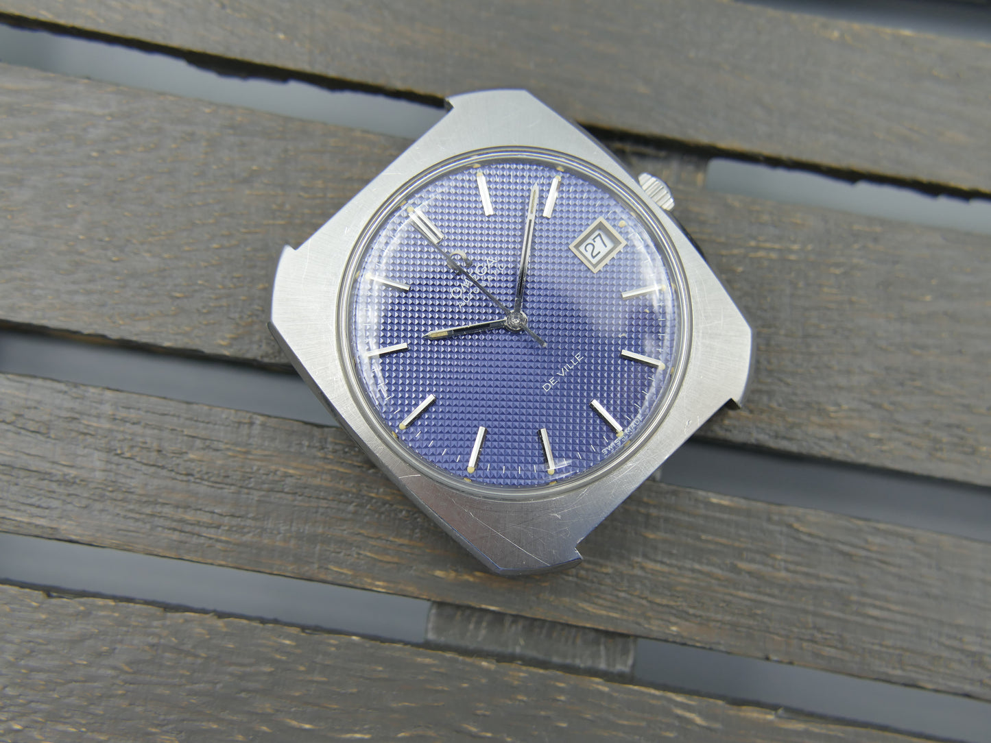 70s vintage watch mens Omega De Ville ref 166.085 automatic cal. 1002 waffle blue dial serviced