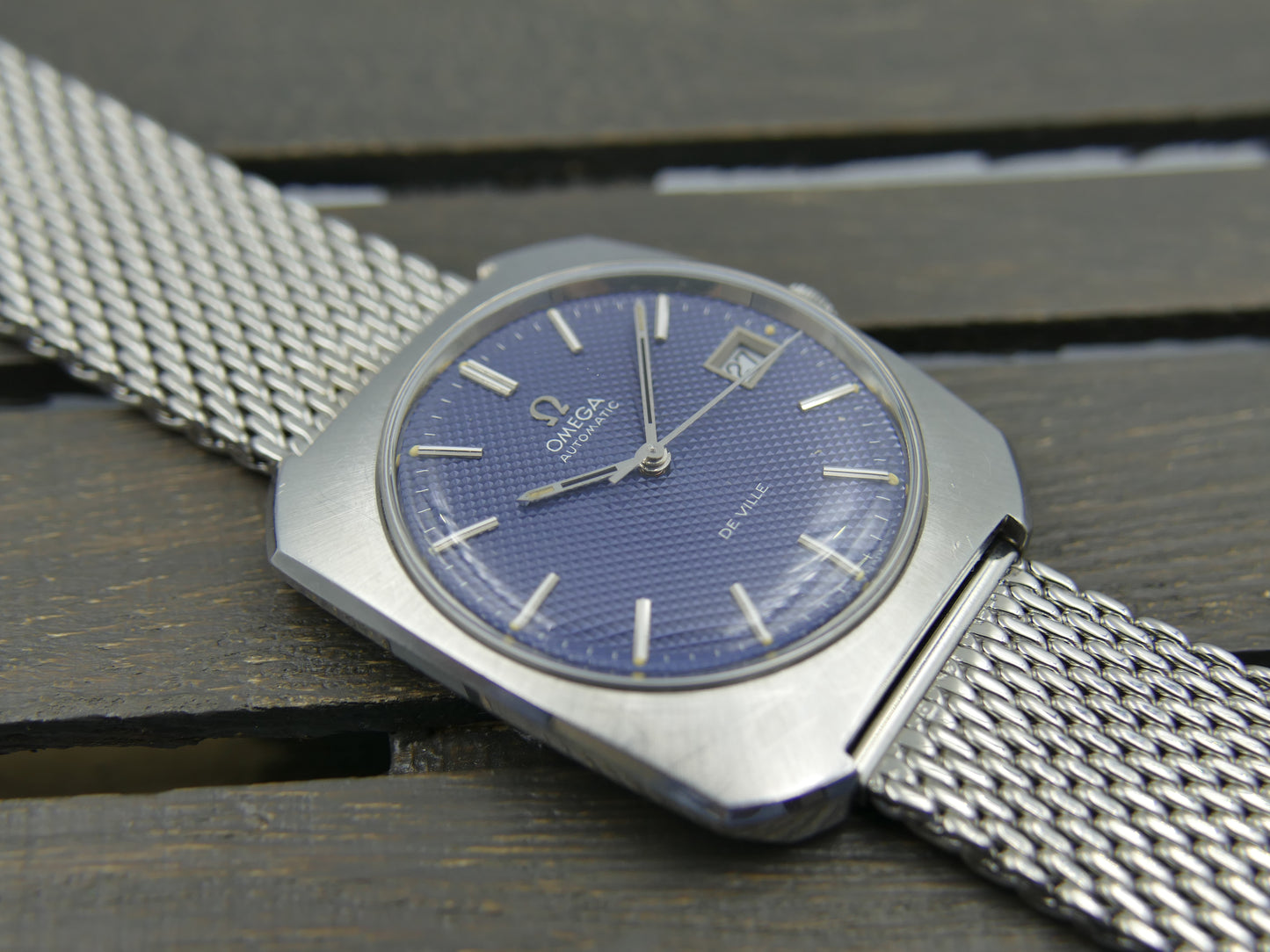 70s vintage watch mens Omega De Ville ref 166.085 automatic cal. 1002 waffle blue dial serviced