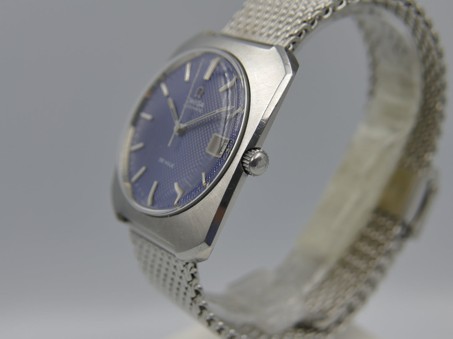 70s vintage watch mens Omega De Ville ref 166.085 automatic cal. 1002 waffle blue dial serviced