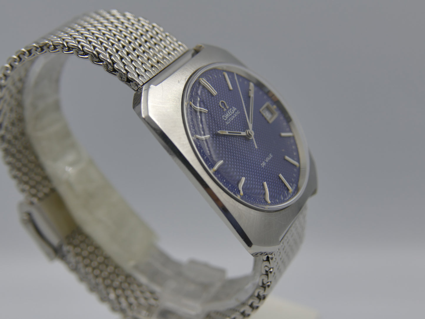70s vintage watch mens Omega De Ville ref 166.085 automatic cal. 1002 waffle blue dial serviced