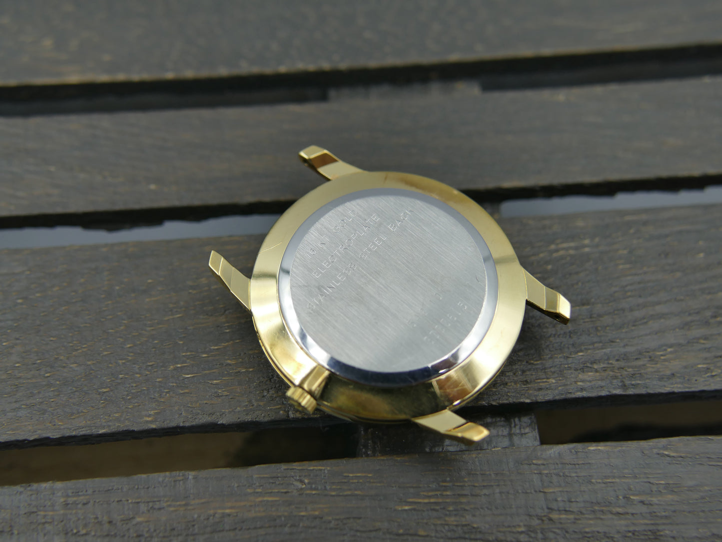Universal Geneve ref. 542 101 ultra slim hand wind cal. 1-42 serviced vintage 60s
