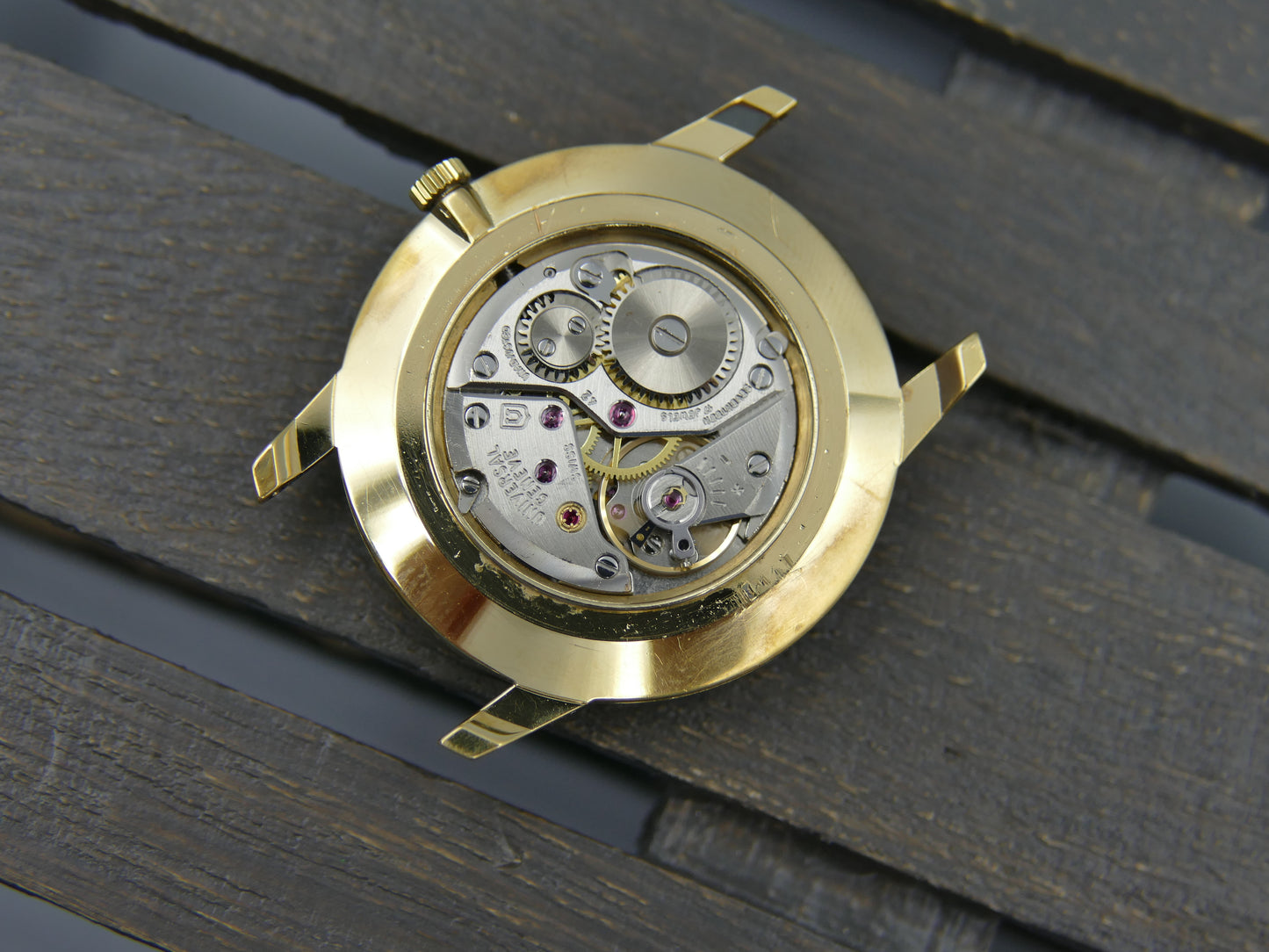 Universal Geneve ref. 542 101 ultra slim hand wind cal. 1-42 serviced vintage 60s