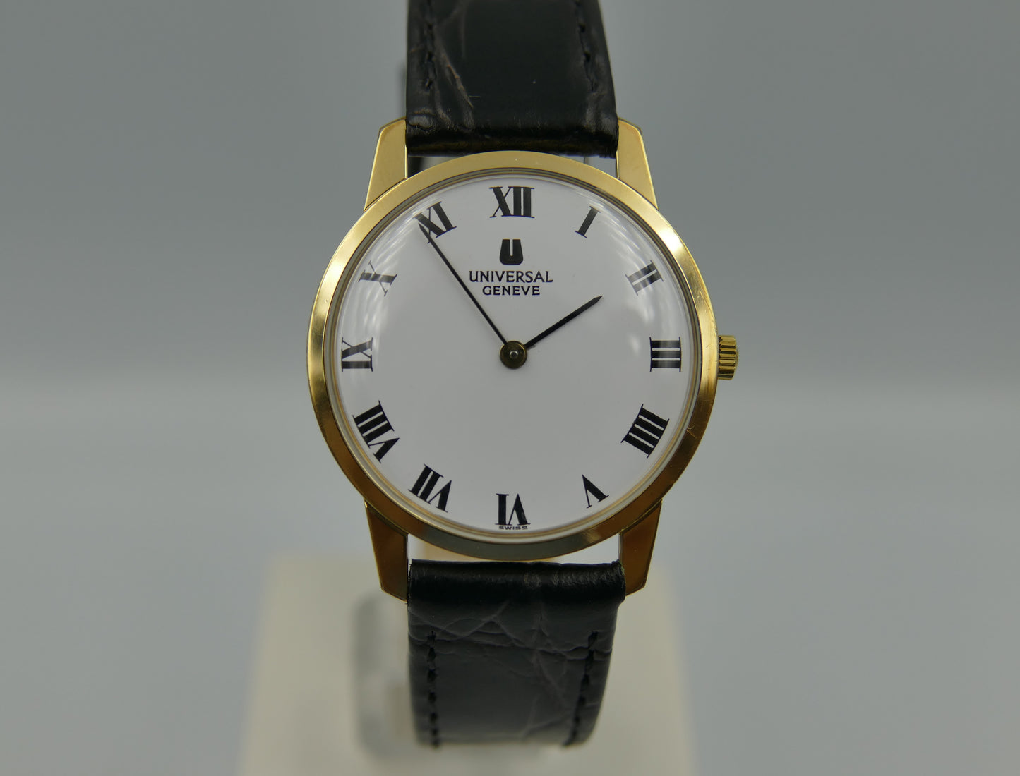 Universal Geneve ref. 542 101 ultra slim hand wind cal. 1-42 serviced vintage 60s