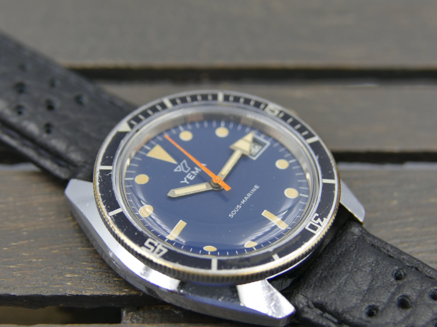 60s vintage watch mens YEMA SOUS-MARINE Diver blue dial