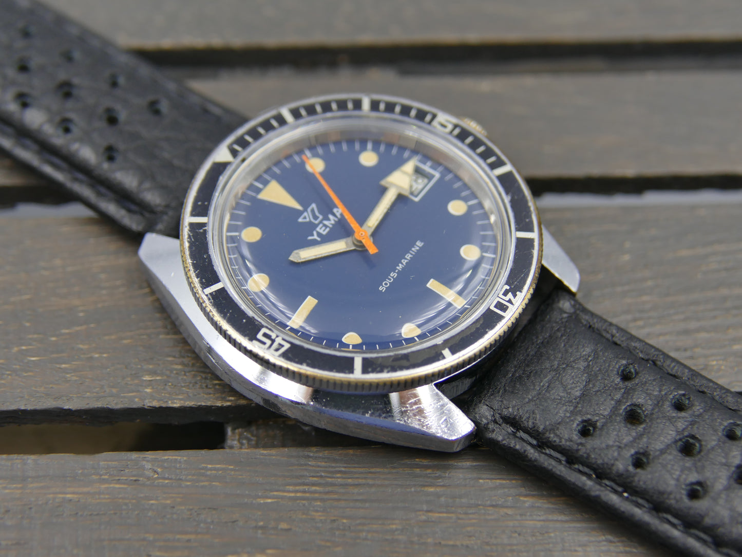 60s vintage watch mens YEMA SOUS-MARINE Diver blue dial