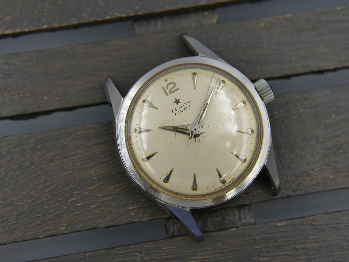 50s vintage watch mens Zenith Pilot cal. 120 serviced 35mm