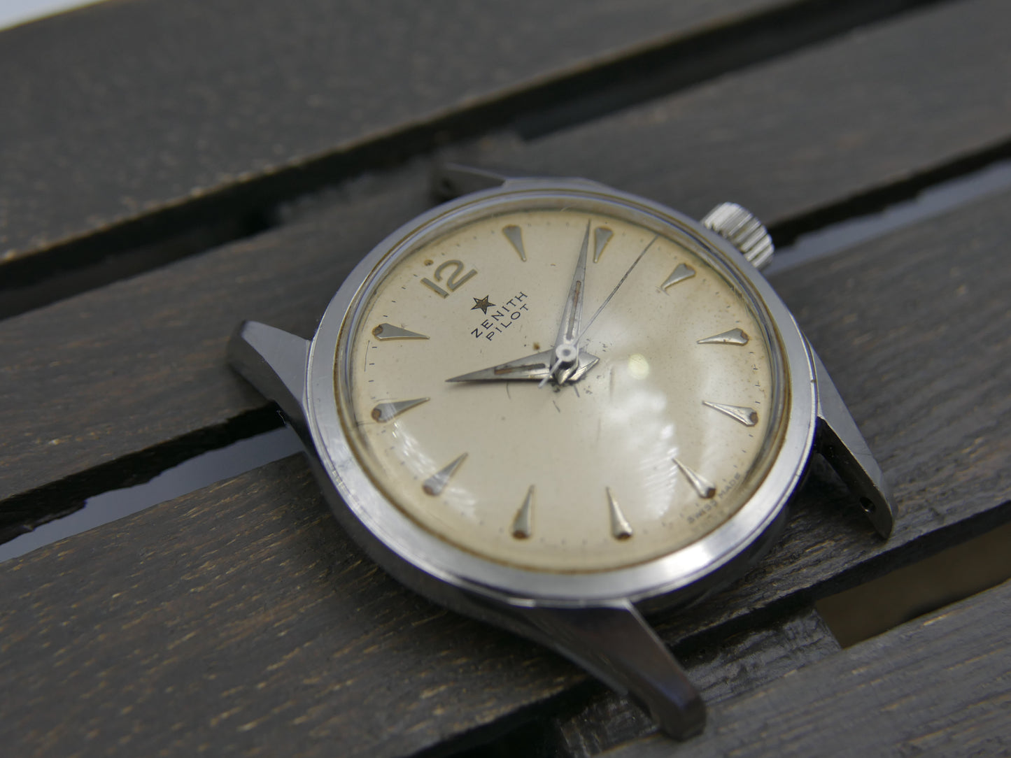 50s vintage watch mens Zenith Pilot cal. 120 serviced 35mm