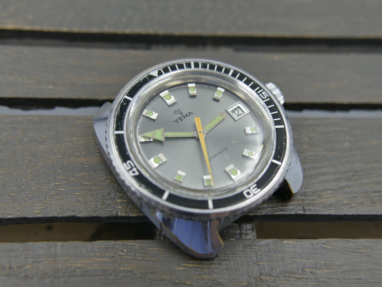 70s vintage watch mens diver plongee Yema ref 221214 automatic FE 3611
